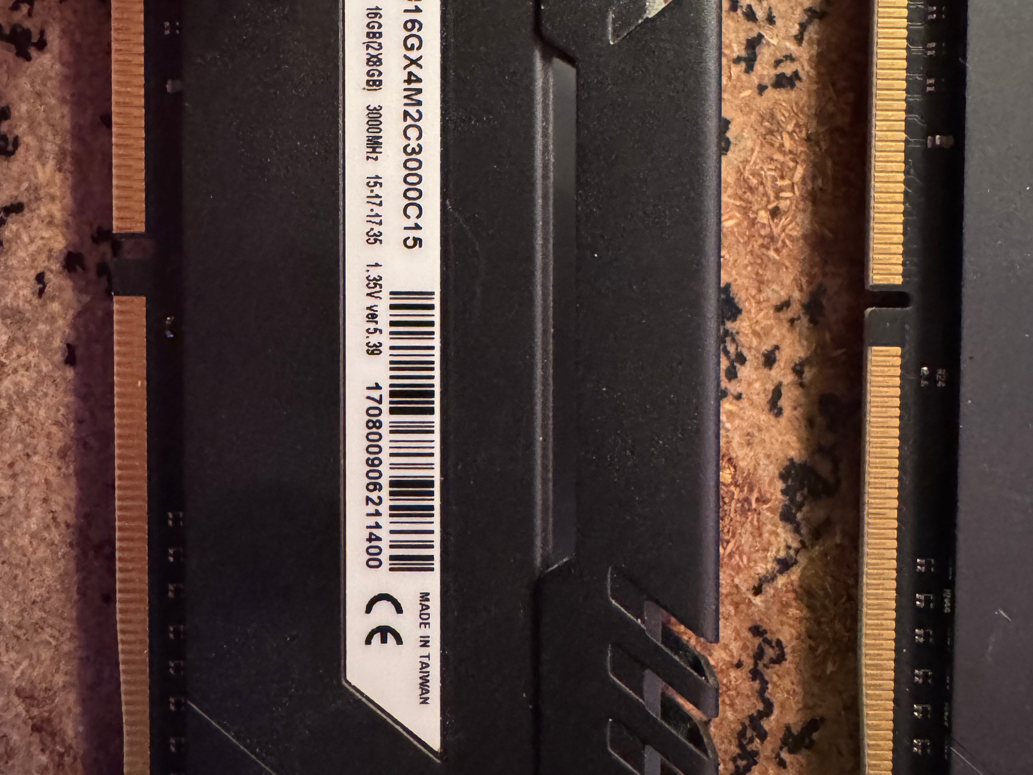 Corsair Vengeance LED DDR4 32gb 3000 mhz CL15 4x8gb Sticks Ram