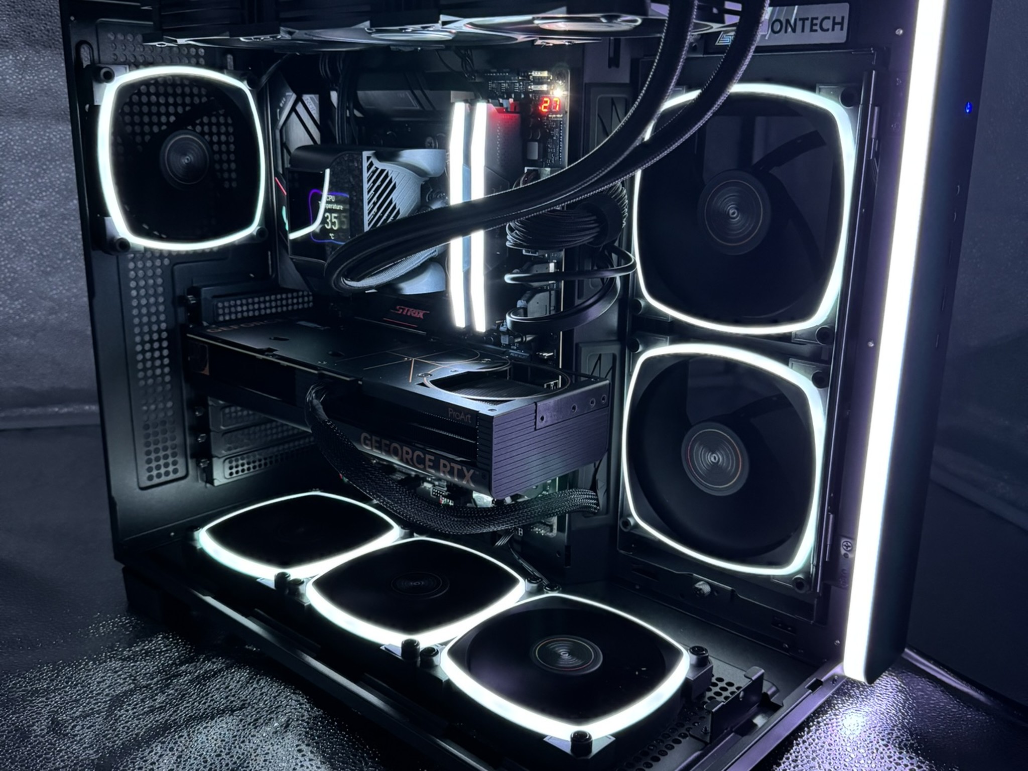 RTX 4070 SUPER | Ryzen 7800X3D | 2TB NVME | WIFI