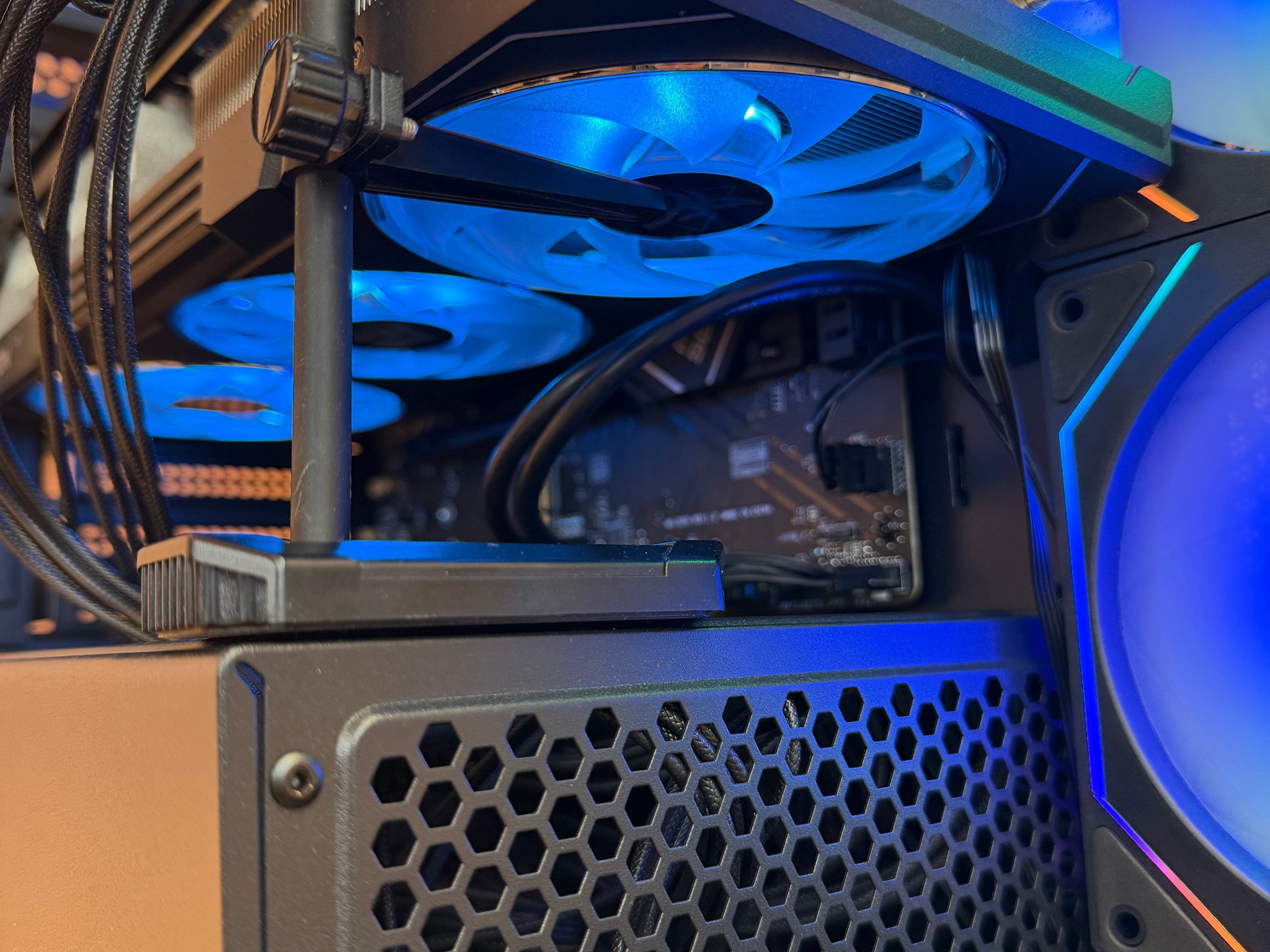 Ryzen 7 7800X3D + RX 7900 XT 20GB Gaming PC | 32GB DDR5 | 1TB NVMe