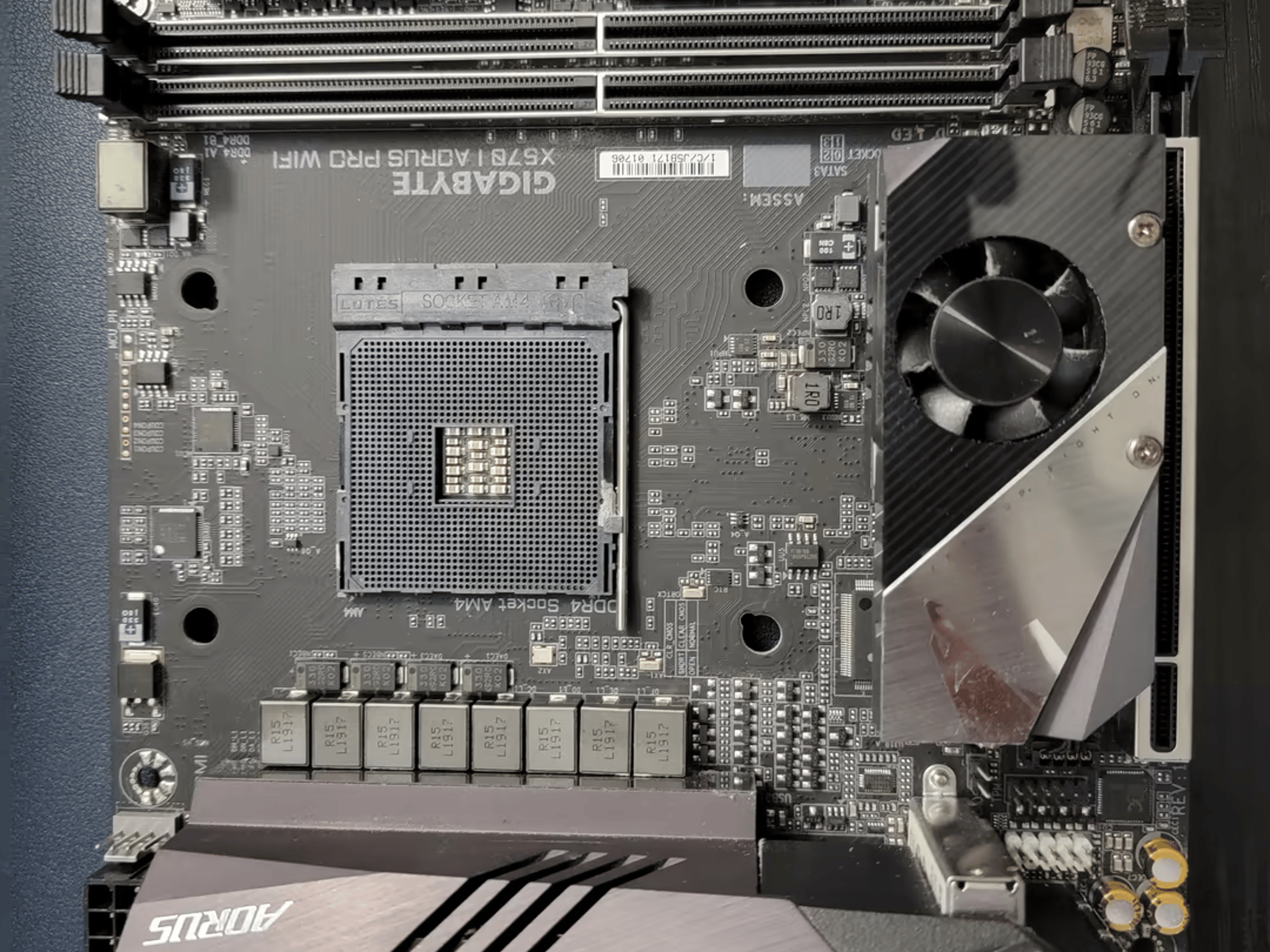 Gigabyte X570 I AORUS PRO WIFI Mini ITX AM4 Motherboard