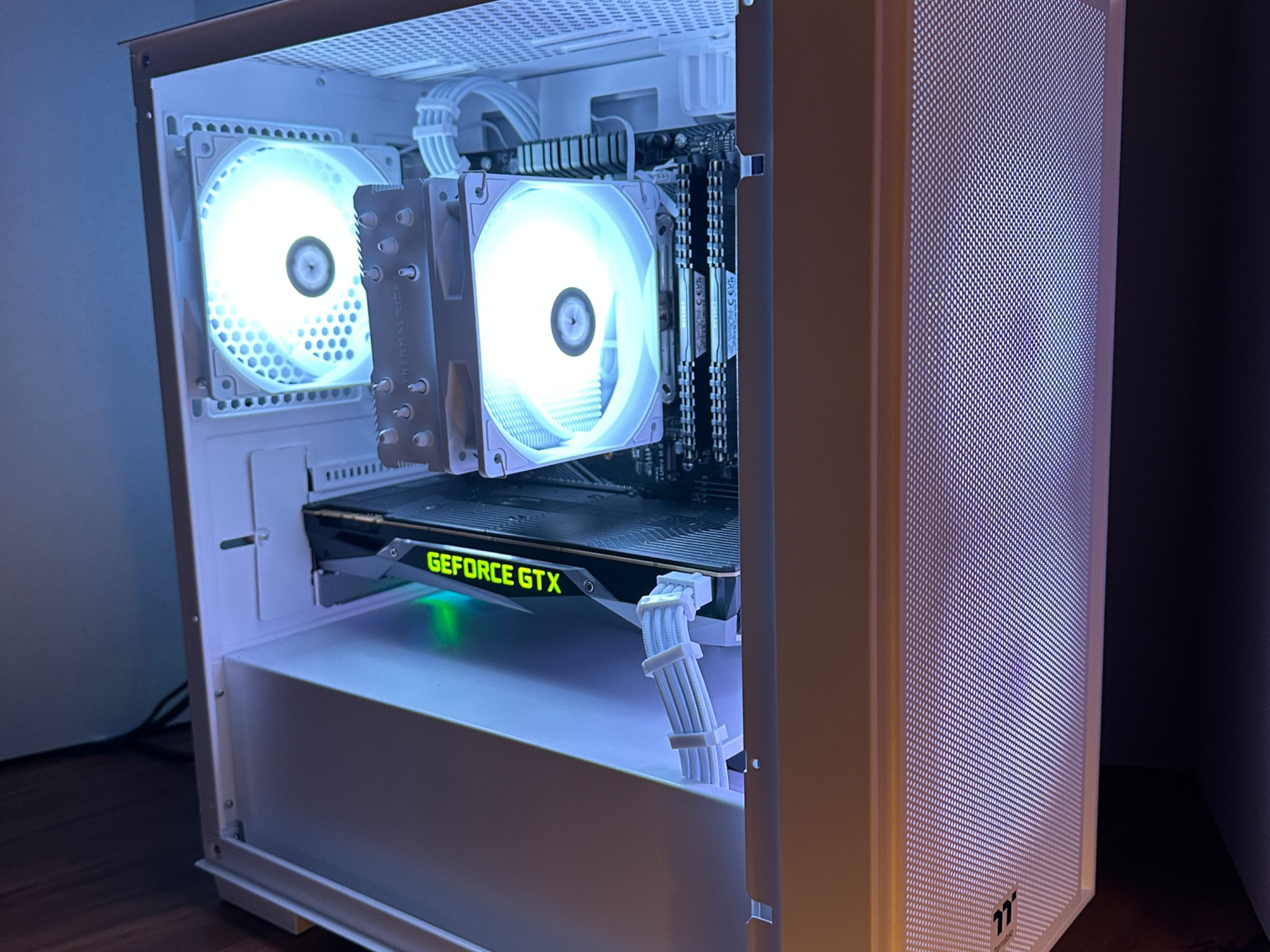 GTX 1080 | Ryzen 5 3600 | 16GB DDR4 | 1TB SSD | Win 11 | Office 2024 | WiFi + BT | Custom Gaming PC