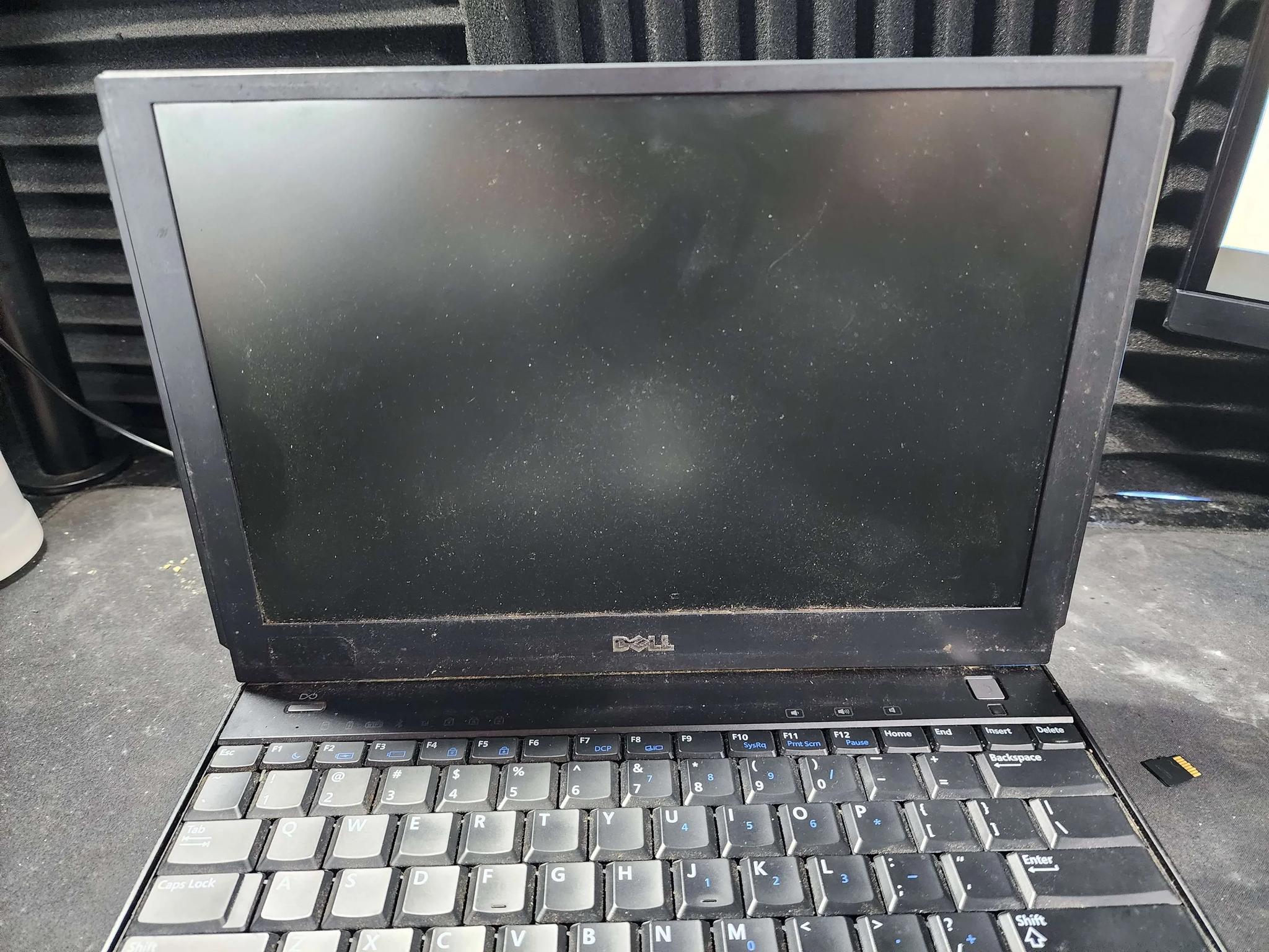 Dell Inspiron 13" Laptop (NO DISK DRIVE)