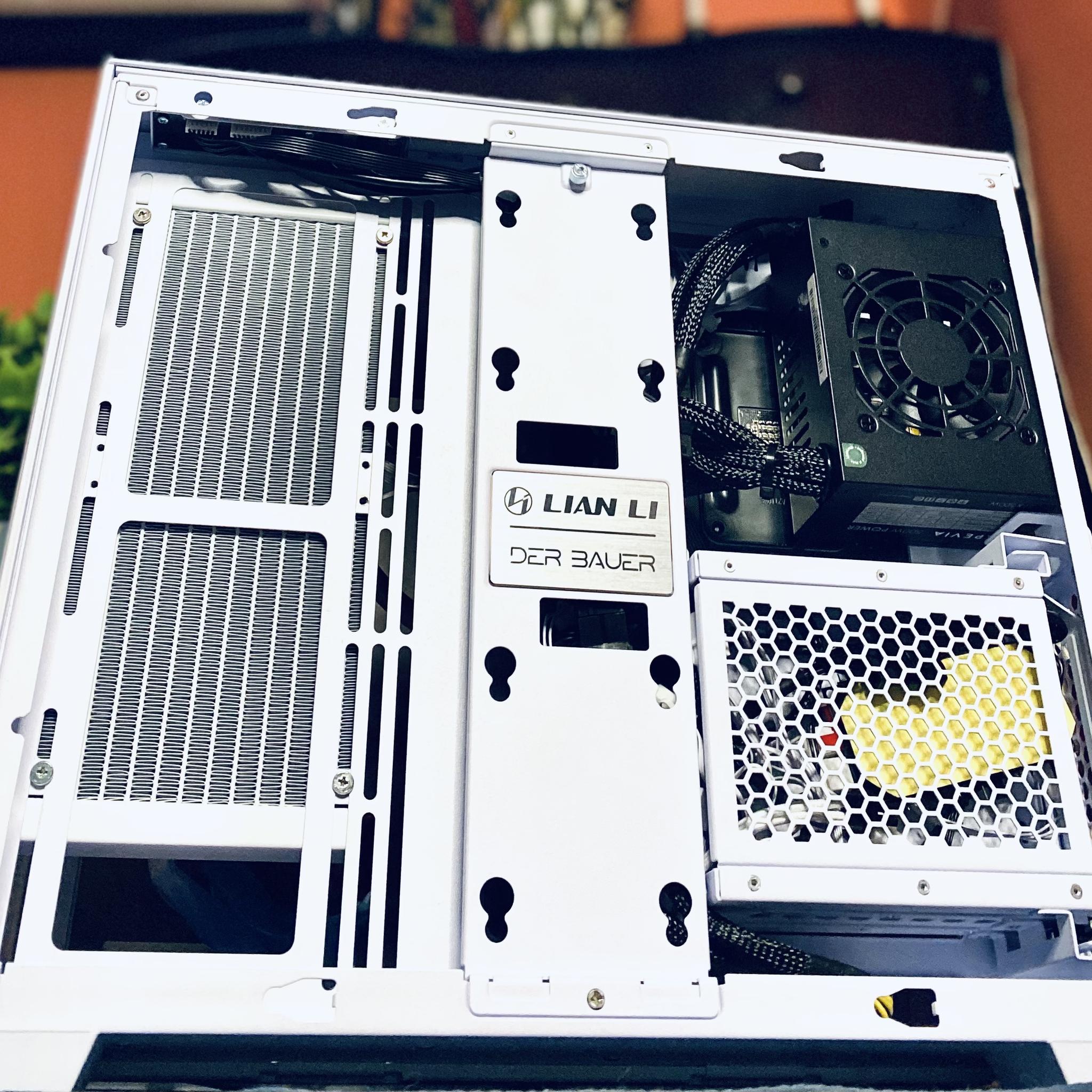 🔥Kimetsu No Yaiba 👺| RX5700 XT| Ryzen 5 | 16GB DDR4 RAM| 500GB Samsung 970EVO NVMe| Windows 11 Pro