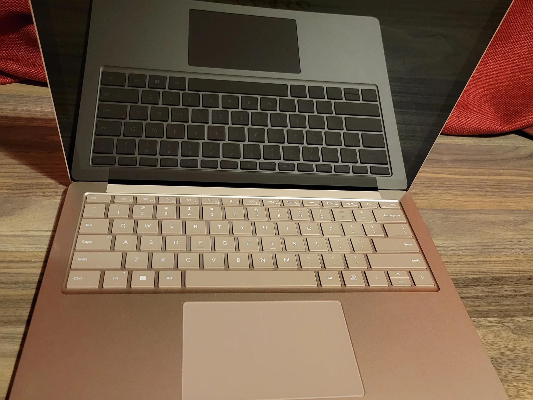 Microsoft Surface Laptop 5 - 512gb ssd - 13.5" 2k touch screen - intel i5