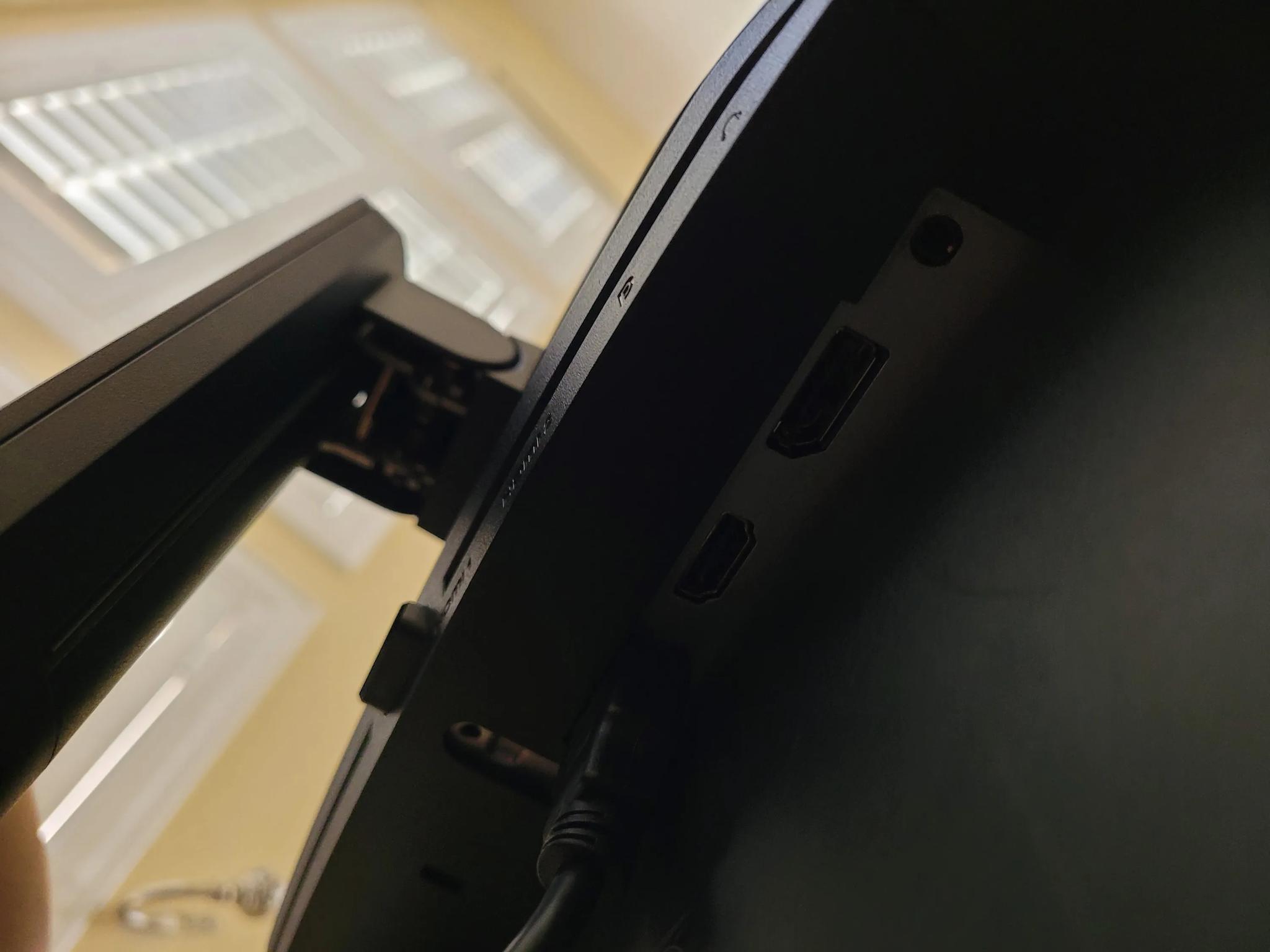 Dell S2422HG 23.6" (1080p/165 Hz/Curved Monitor)