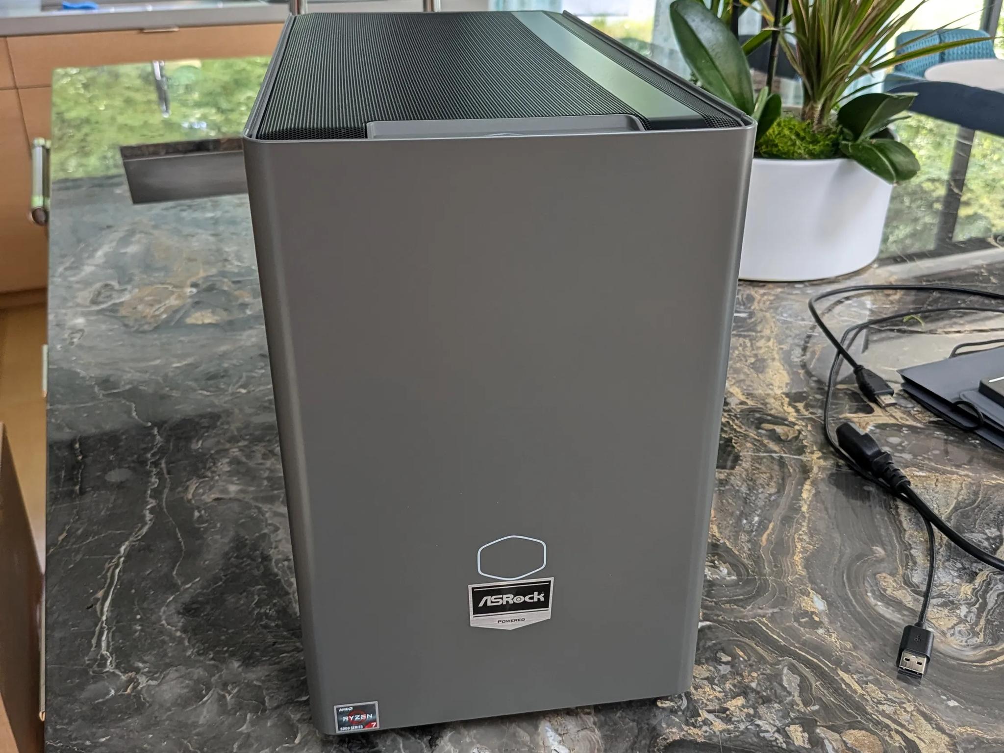 Gaming Desktop PC NR200P AMD Ryzen 5700X3D RTX 4070 32GB RAM 2TB SSD