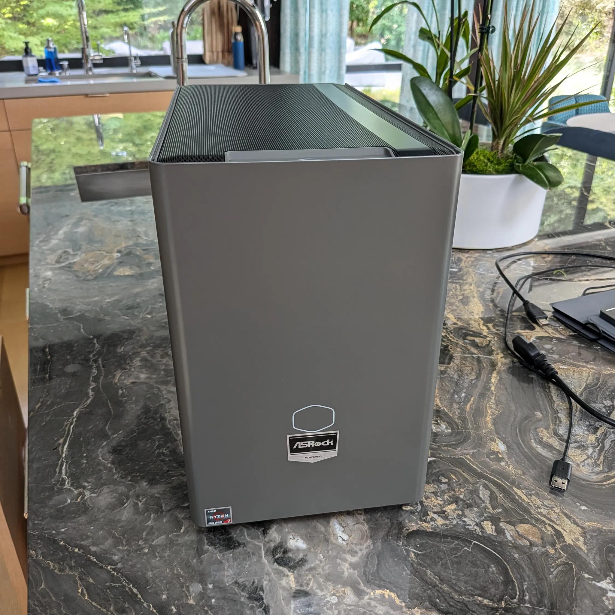 Gaming Desktop PC NR200P AMD Ryzen 5700X3D RTX 4070 32GB RAM 2TB SSD