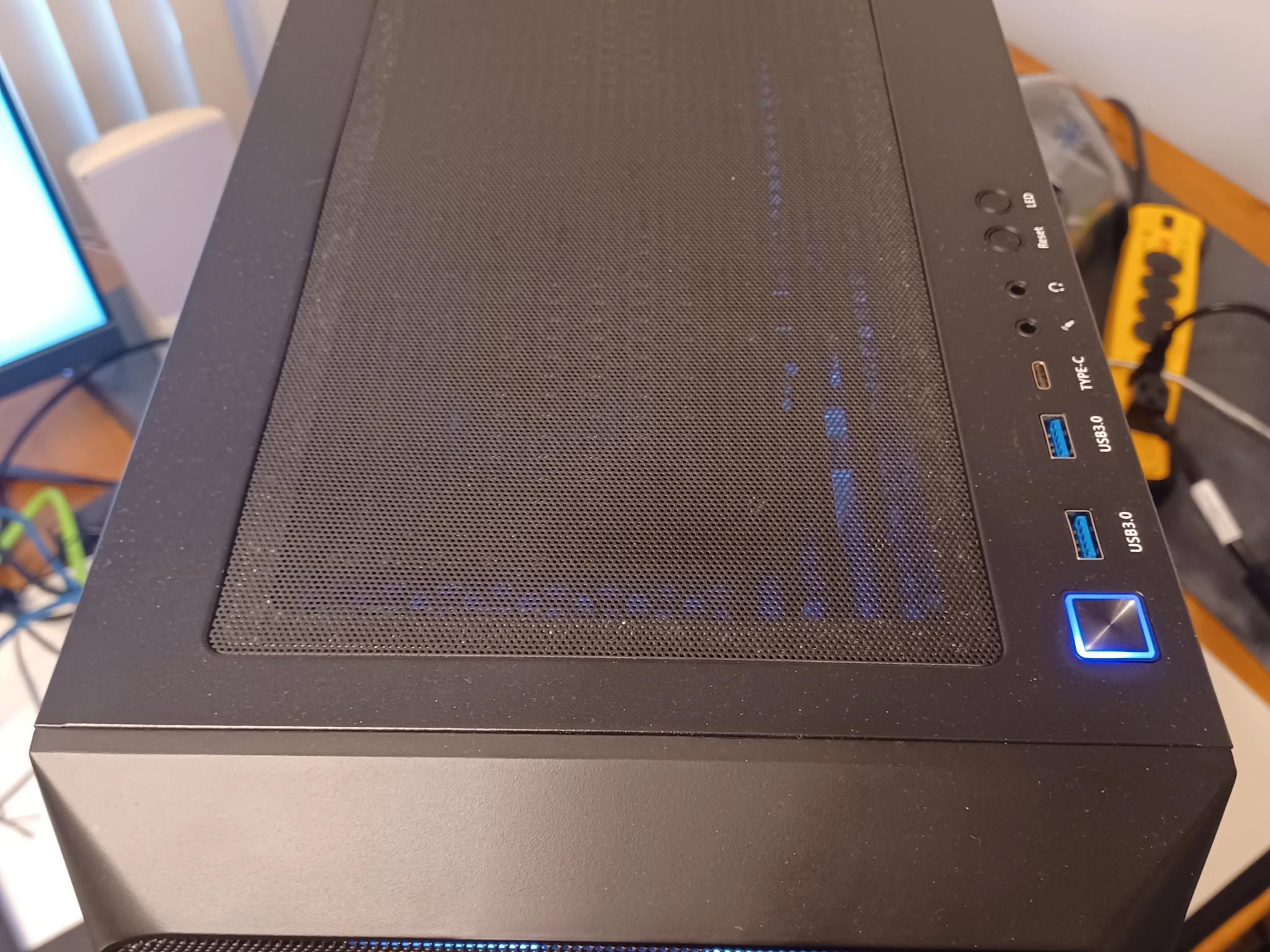 [model012unit0] 4K Gaming Mid-Tower (RTX 4080 Super + Ryzen 7 9800X3D + 64GB DDR5)