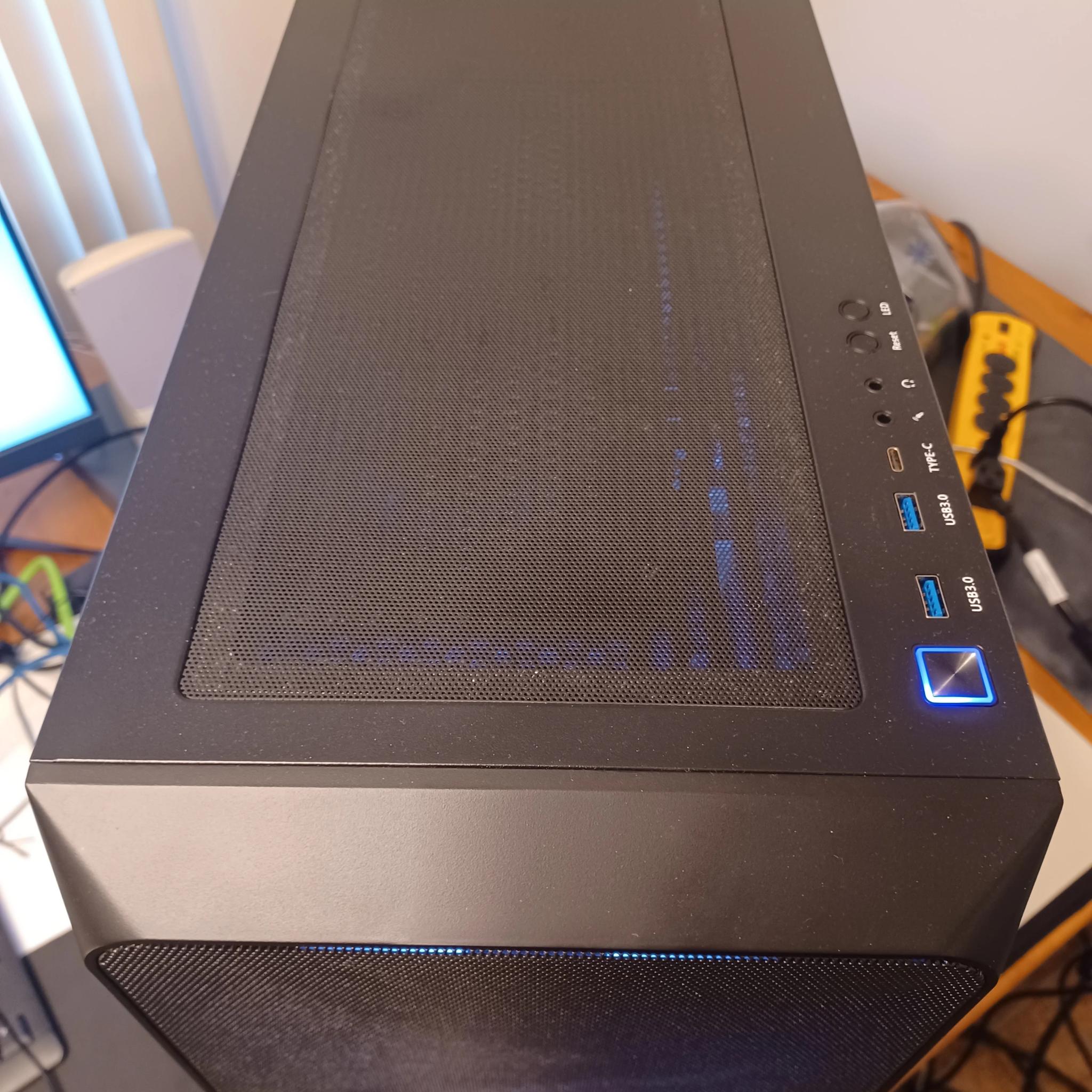 [model012unit0] 4K Gaming Mid-Tower (RTX 4080 Super + Ryzen 7 9800X3D + 64GB DDR5)