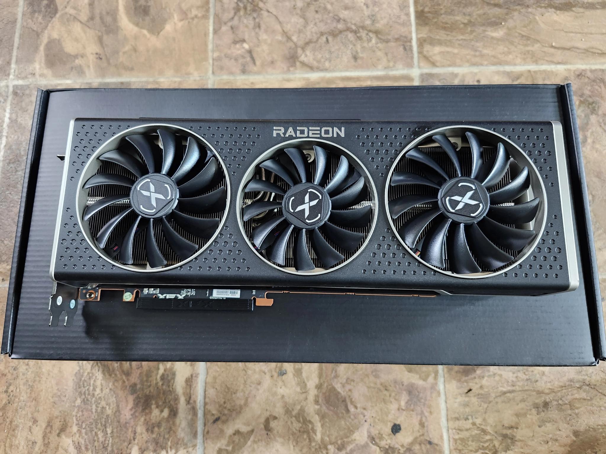 XFX Speedster MERC319 Radeon RX 6800 XT