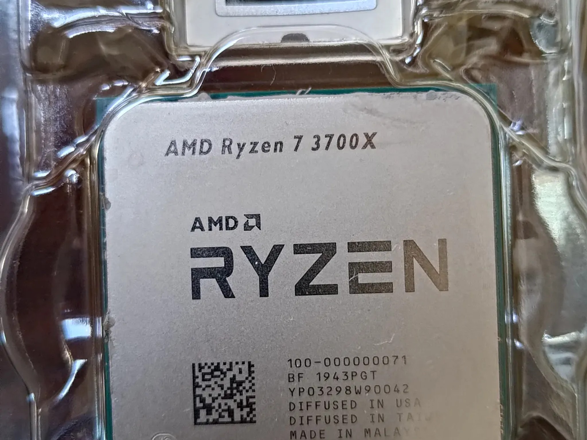 AMD Ryzen 7 3700x