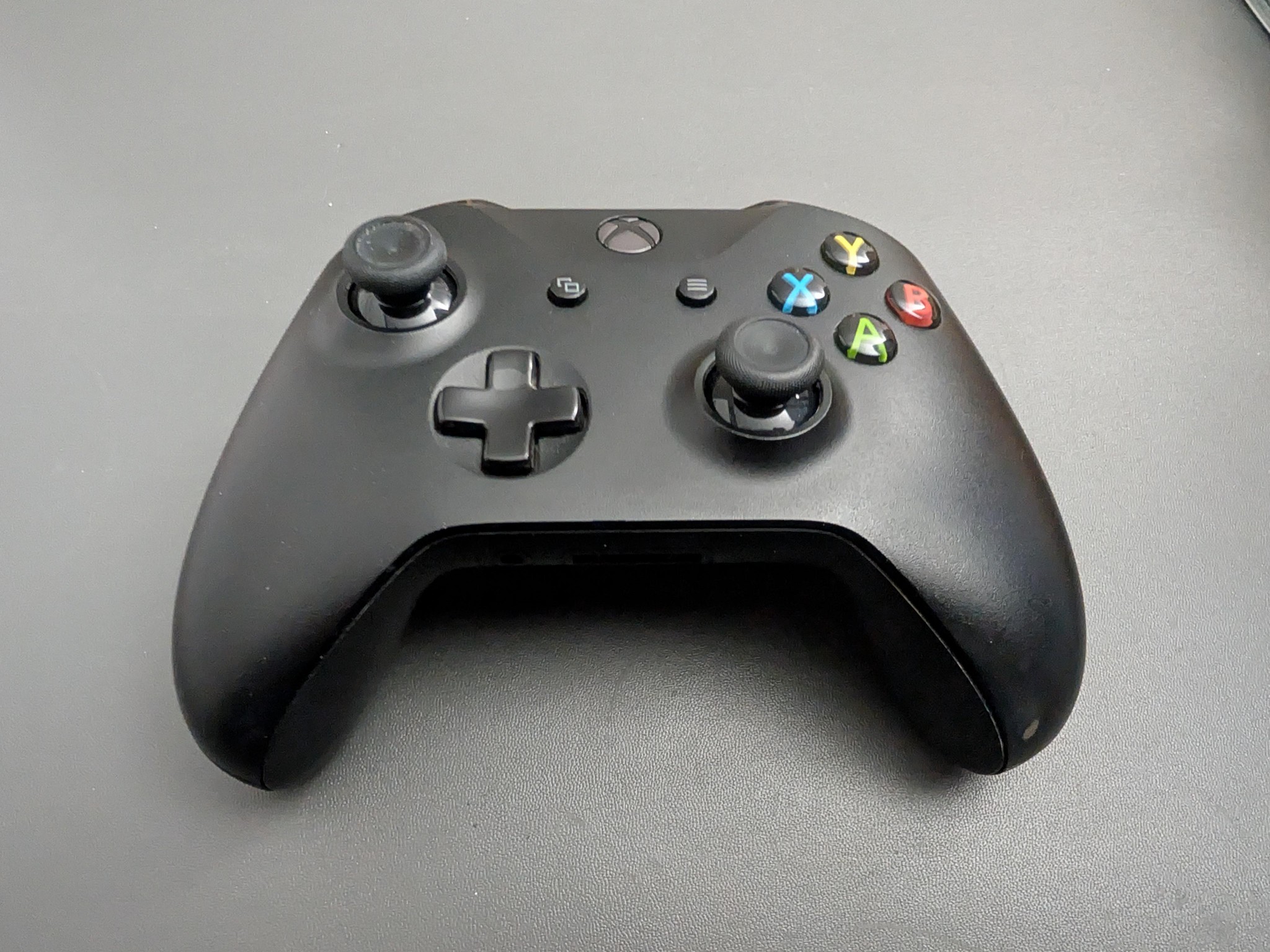 Xbox One X | Black