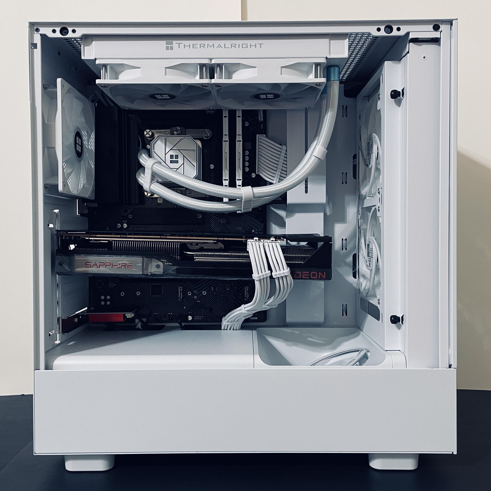 ❄️Liquid Cooled 4K/1440p White Gaming PC - RX 6800 XT 16GB ● i5 12600KF ● 32GB RAM ● 1TB NVMe SSD