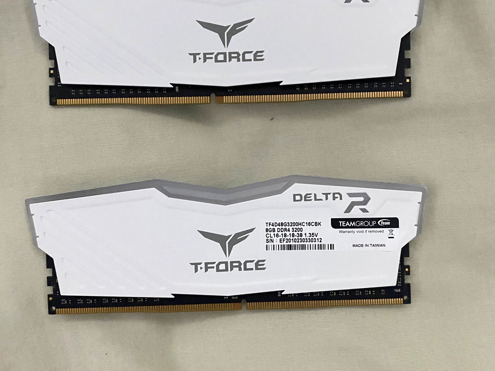T-Force Delta RGB 16GB DDR4 SDRAM Memory Kit