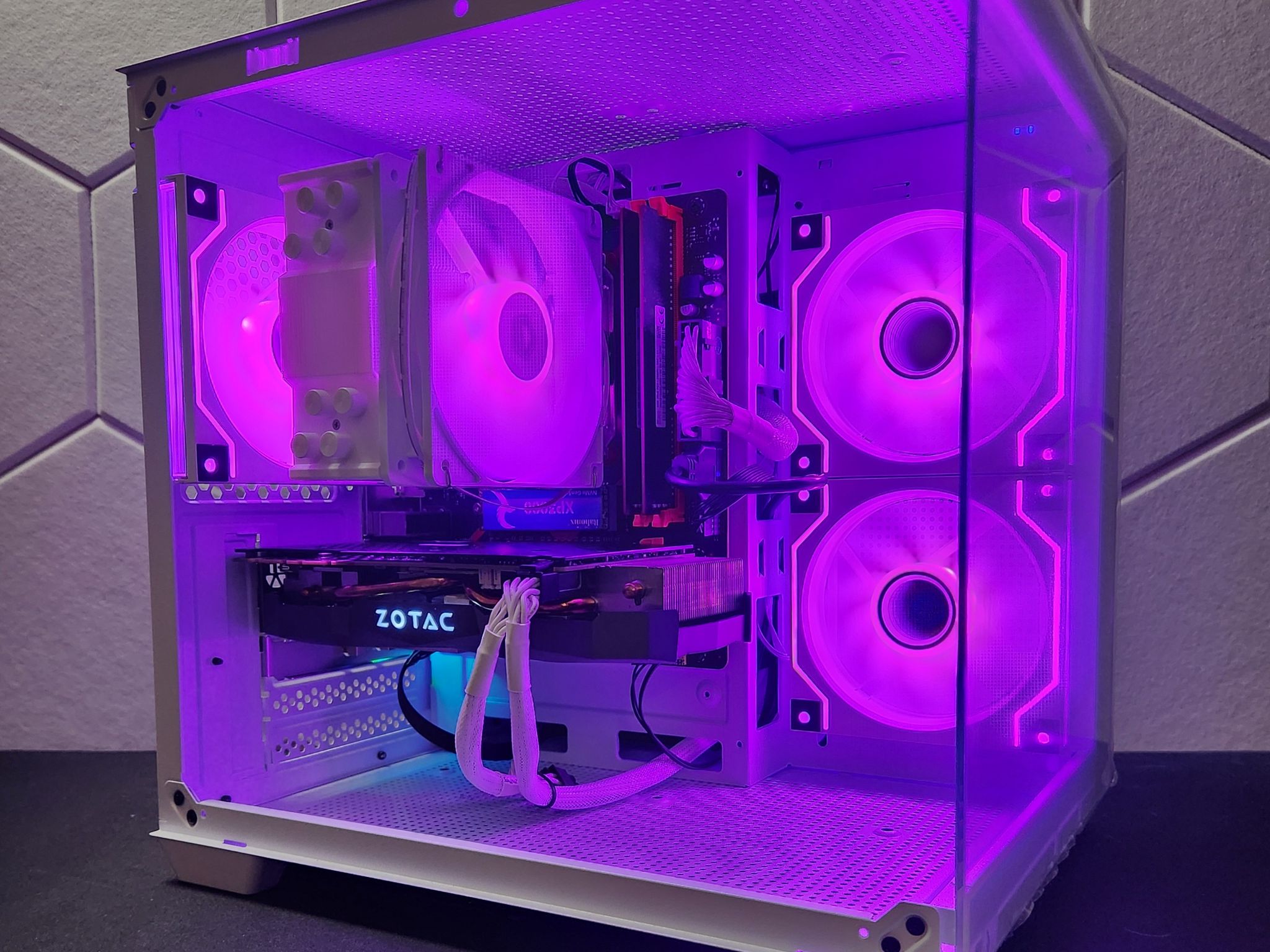 "Budget Gaming PC" GTX 1070TI | Ryzen 5 3500X | 16GB DDR4 | 500GB SSD | WIFI+BT