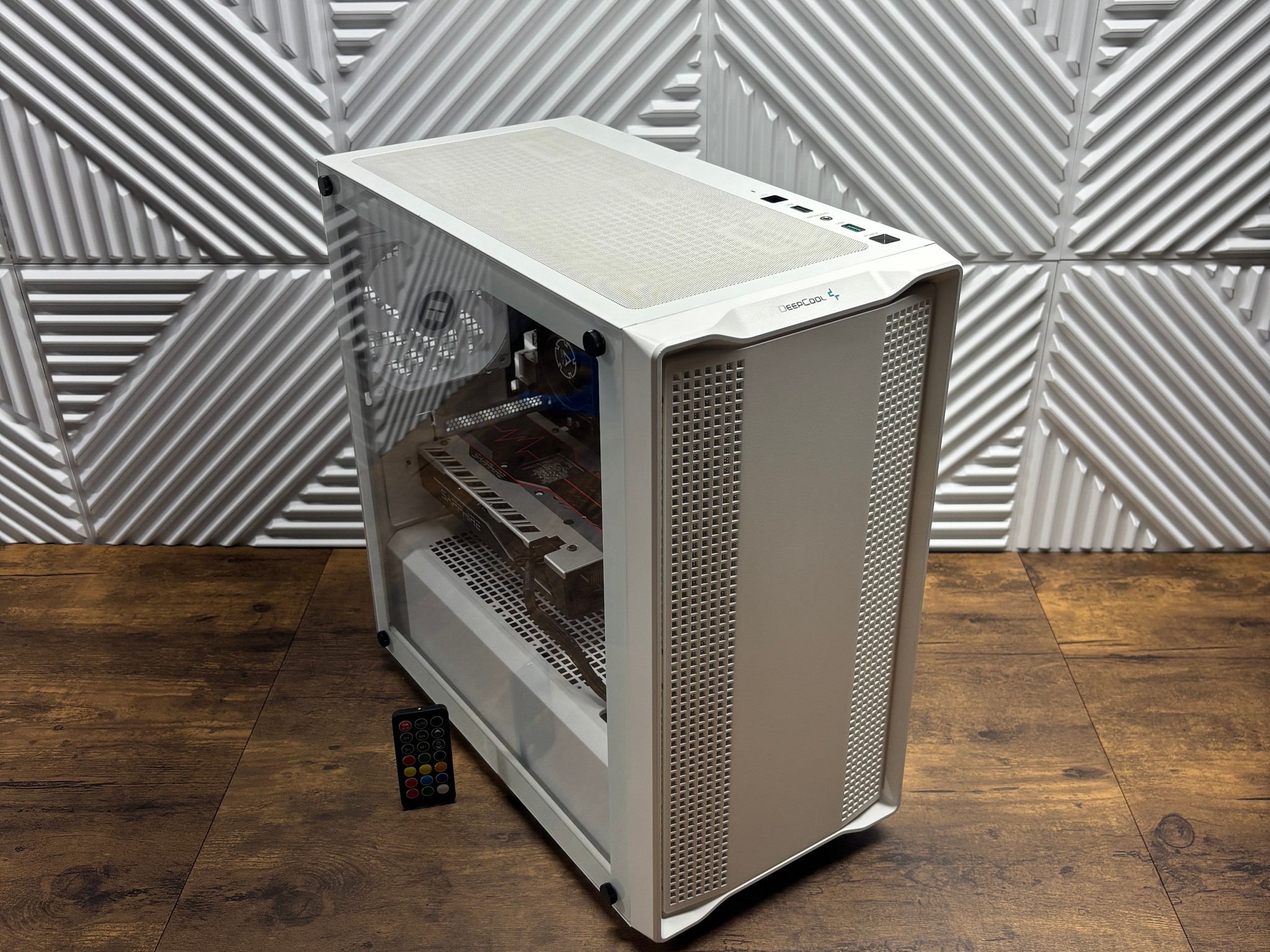 Ryzen 3 3100 + RX 570 4GB Gaming PC | 16GB RGB RAM | 1.24TB Storage | WiFi