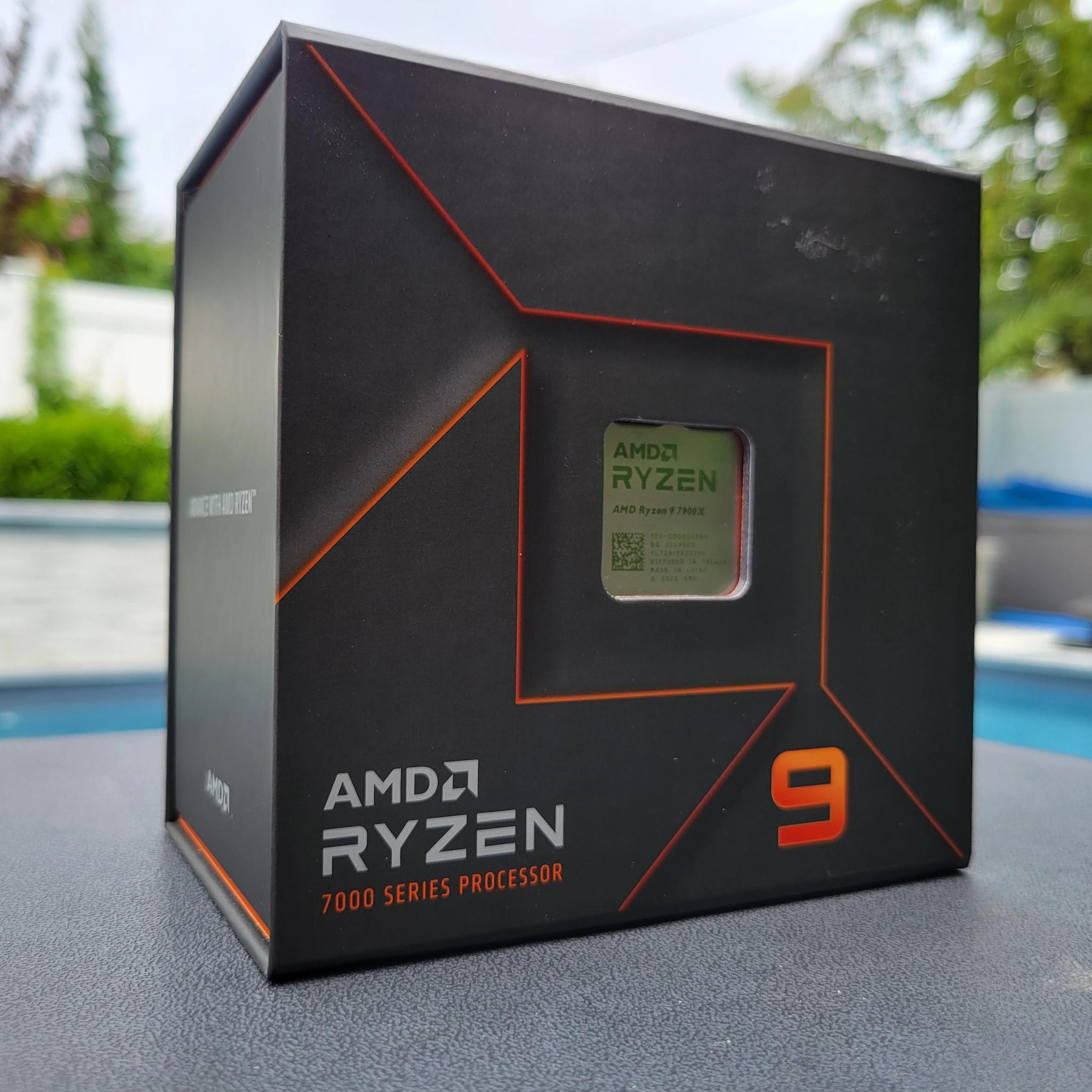 AMD Ryzen 9 7900X 12C/24T Zen4 CPU