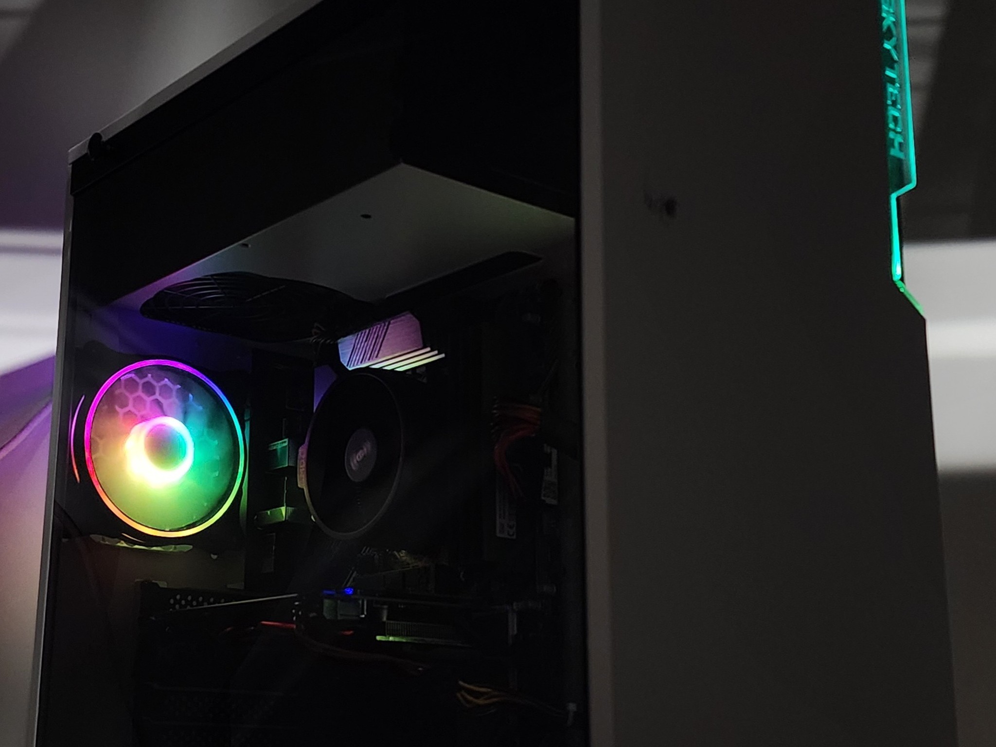Gaming PC Ryzen 5 3600 16GB RAM 256GB SSD + 500GB HDD RX 570 8GB Win11 Computer