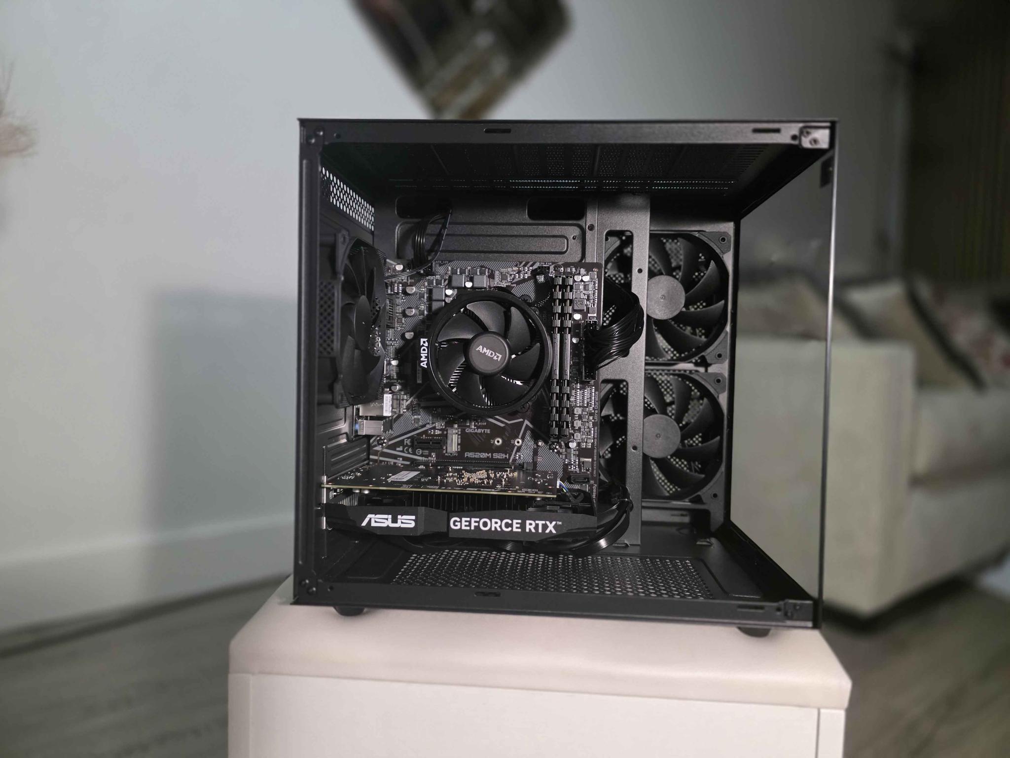 All-Black Gaming PC – Ryzen 5 5500 + RTX 3050 | 16GB RAM | 1TB Storage | Windows 11