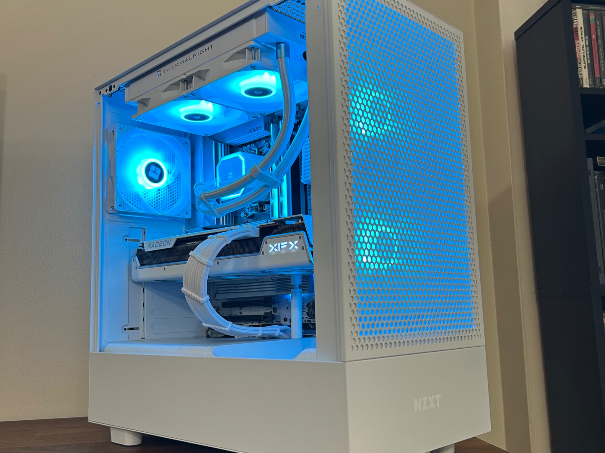 RX 7900XT 20GB | Ryzen 5 7600X3D | 32GB DDR5 6000MT/s | 2TB NVMe | The Sentinel RX