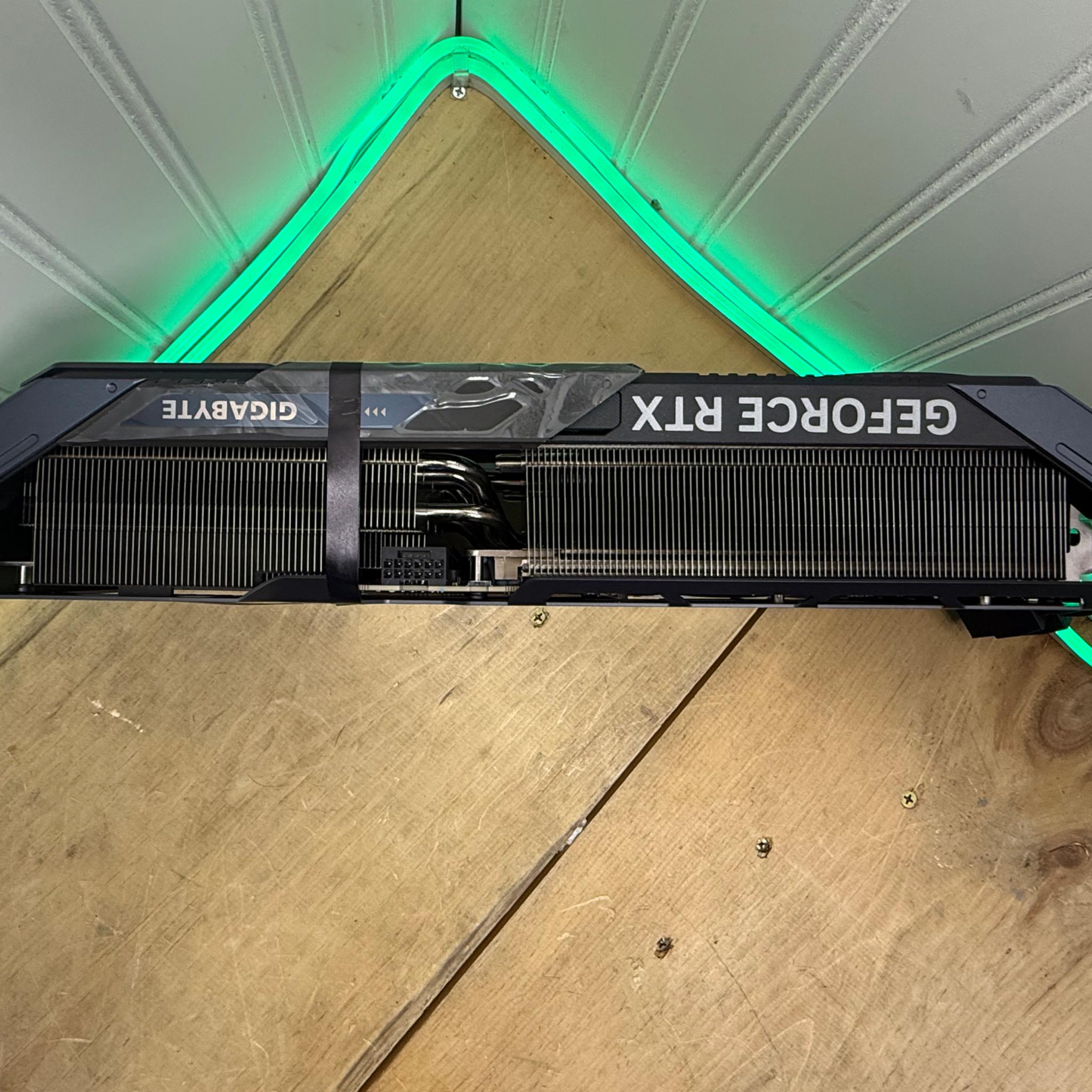 🔥RTX 5090 🔥 was opened and stress tested NO MISSING ROPS I CANT BELIVE I HAD TO CHECK THIS
