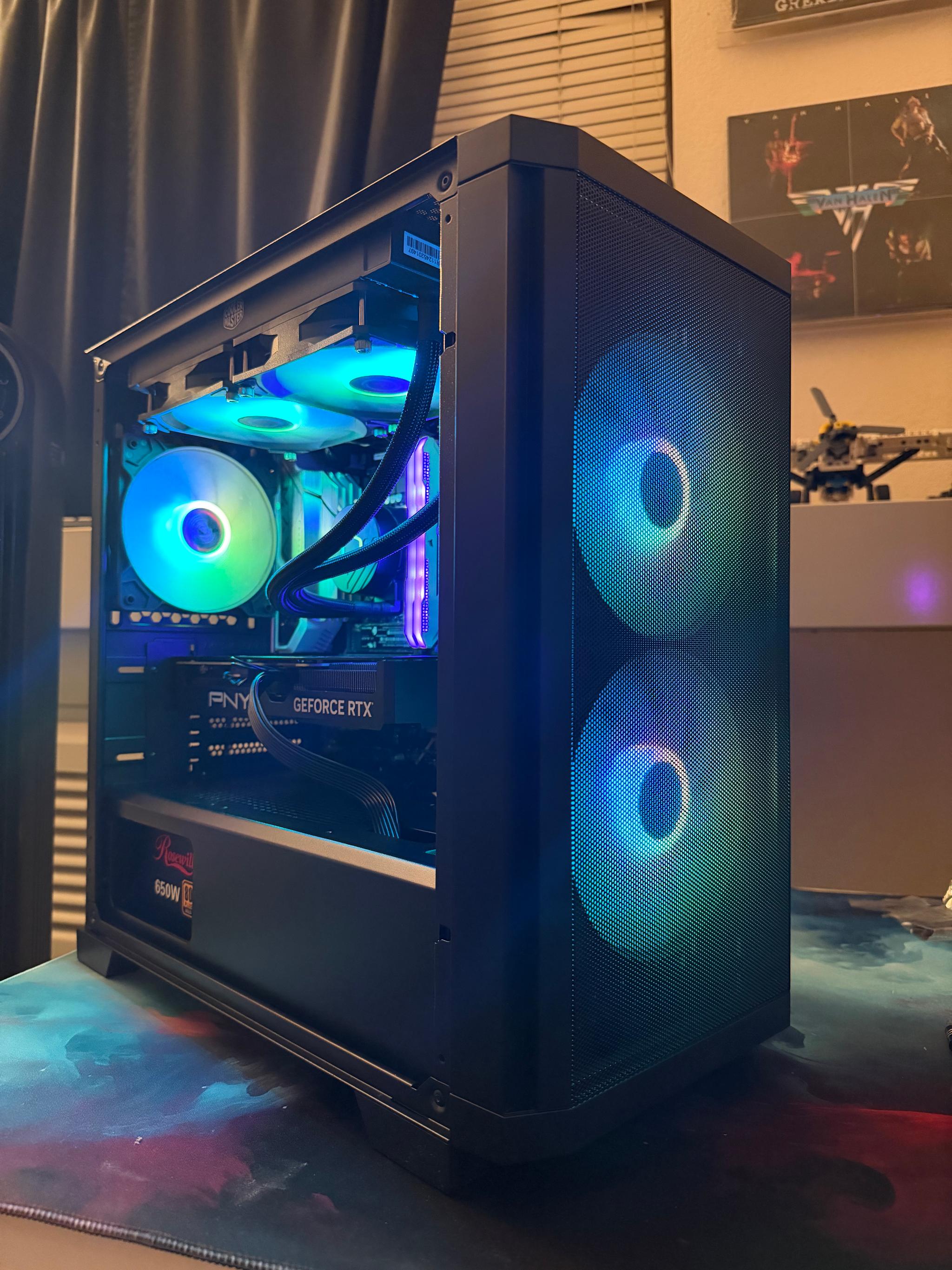 Intel Productivity PC! - Intel i5-14600KF | RTX 4070 Super | 32GB DDR4 | 3.25TB Storage!