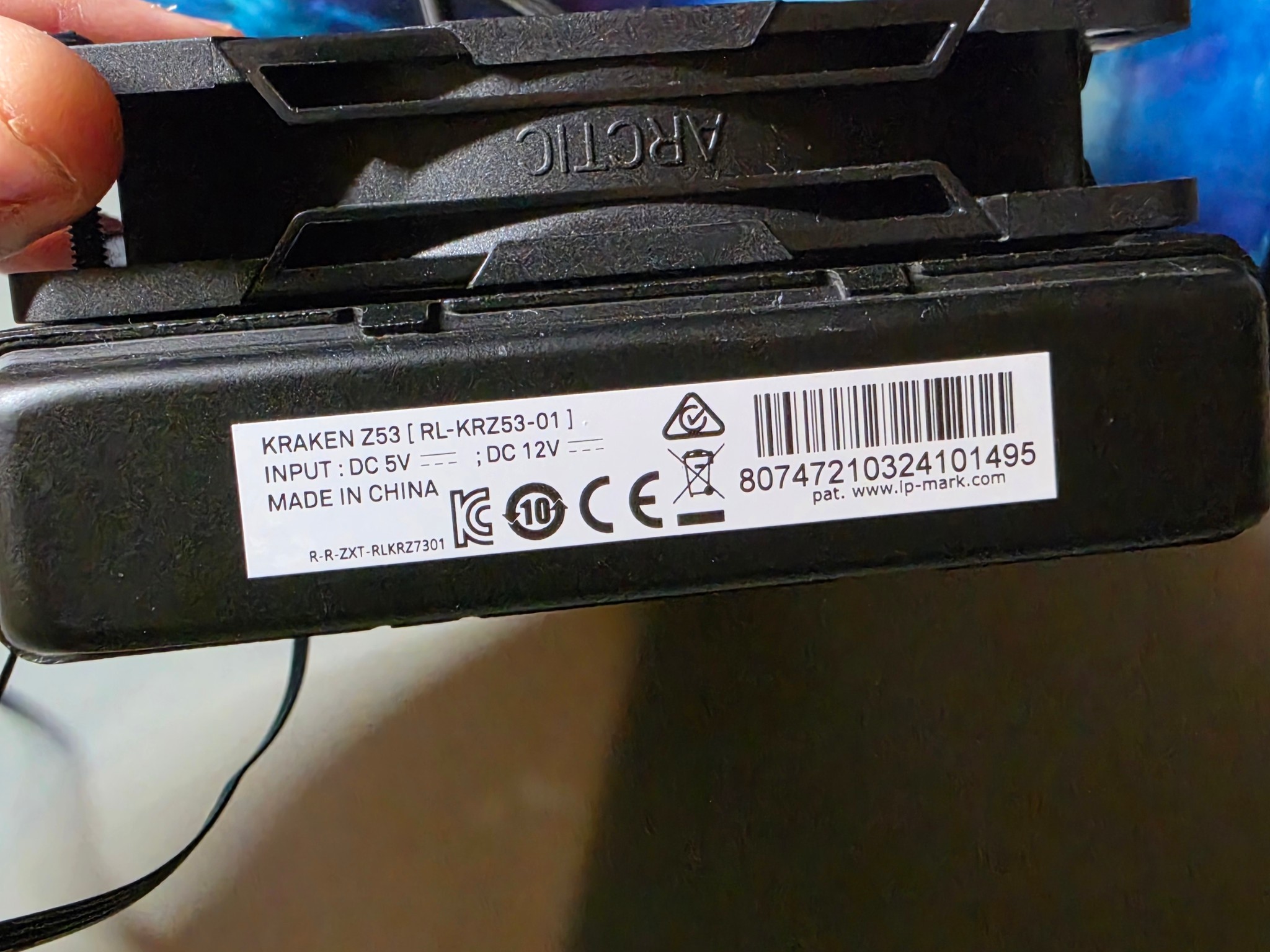 NZXT Kraken Z53 w/ 2x Arctic P12 Black Fans
