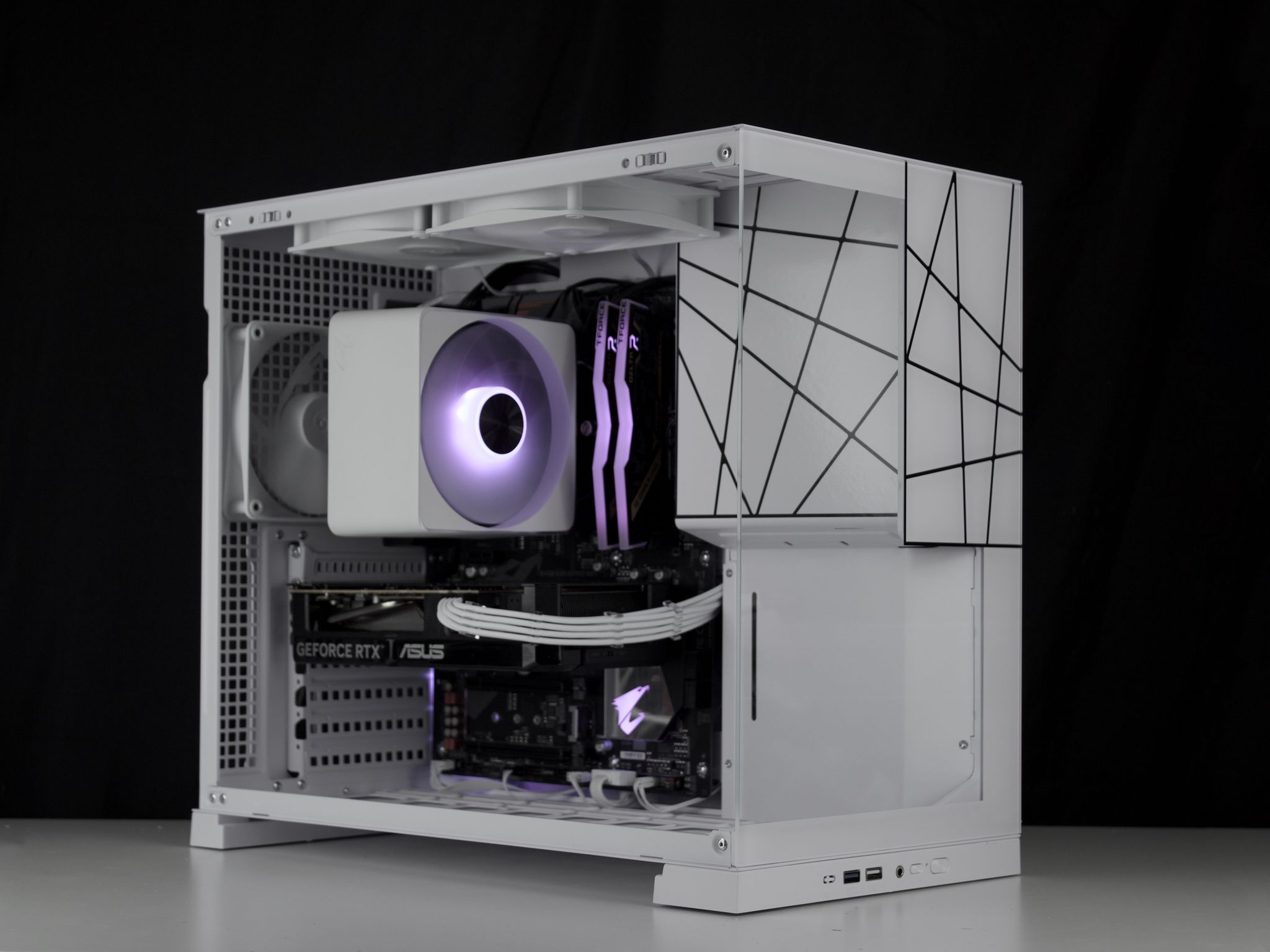 🧊❄️🧊 White Gaming PC – RTX 5060, Ryzen 5 5600X, 16GB RAM, 1TB SSD - WiFi, BlueTooth 🧊❄️🧊