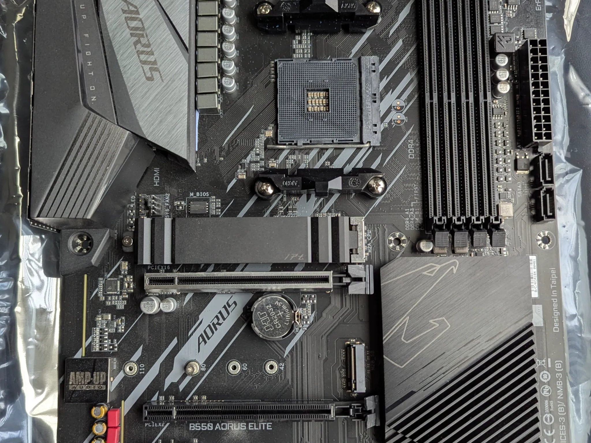 Gigabyte B550 Aorus Elite MB | PCI Wifi Card | AMD Waith Prism Cooler