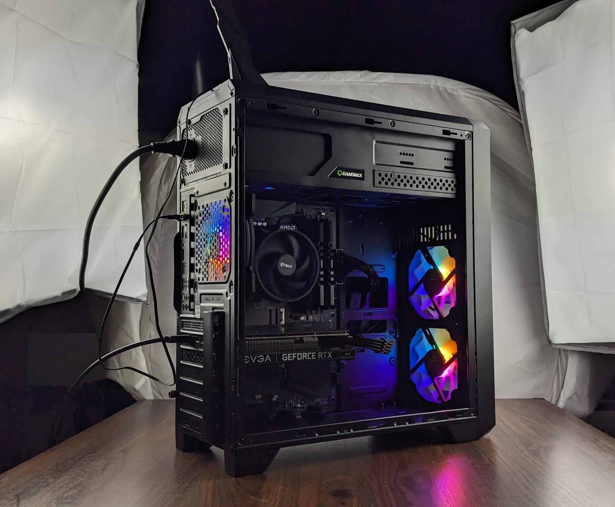 RTX 3060ti, Ryzen 5 5600, 2x8GB 3600mhz, 1TB Gen 4 NVMe