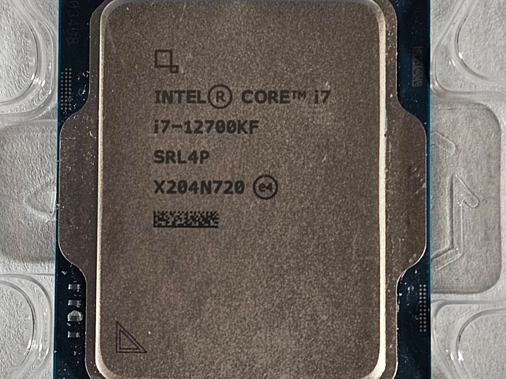 Intel Core i7-12700KF LGA1700