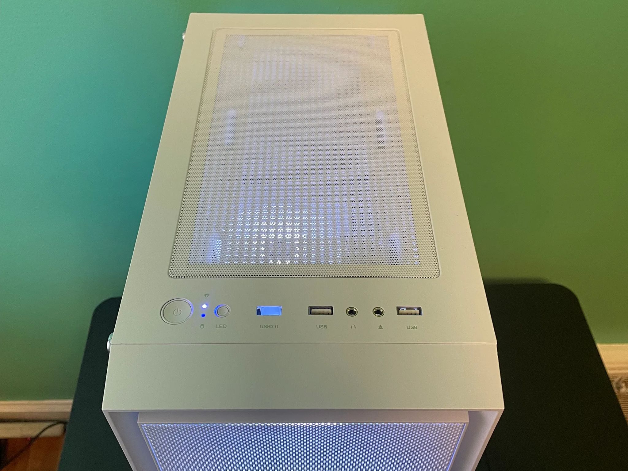 SLEEK Glass Gaming PC | Intel i5 / Nvidia GTX970 / 8GB / 600GB Win 10 Pro WiFi