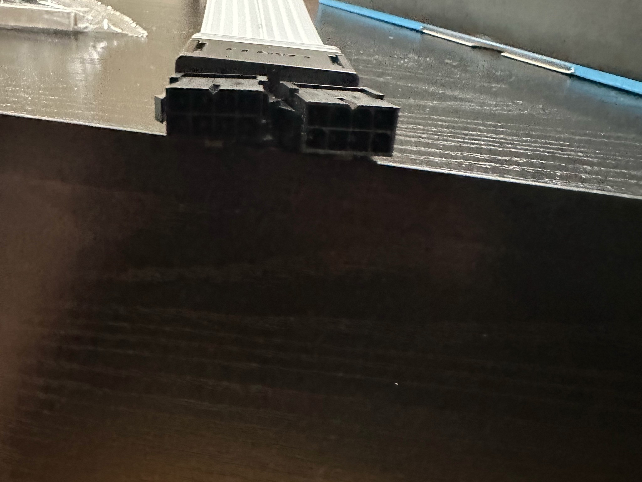 Lian Li Strimer CPU 2x8-PIN