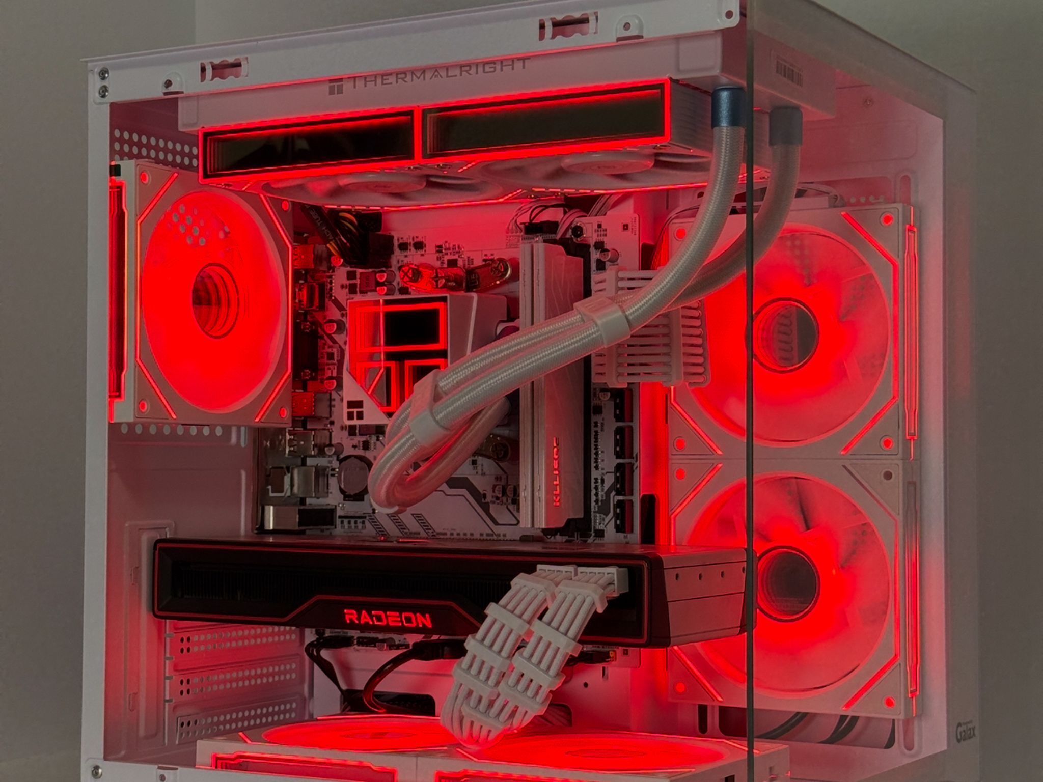 ⚪️WHITEOUT FURY⚪️ 1440p | RX 6800 16GB | RYZEN 5 5600X | 1TB M.2