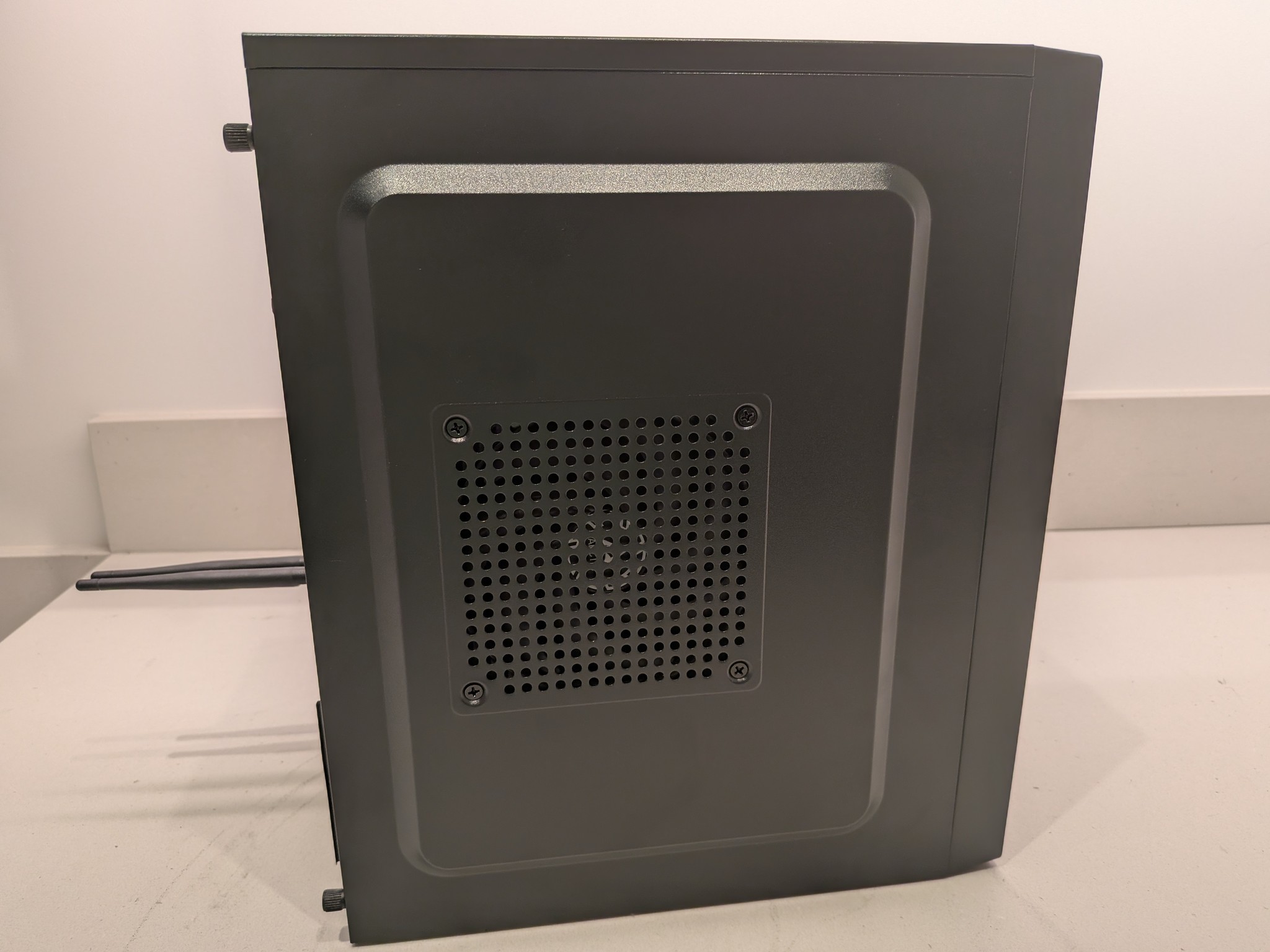 1080p RTX Sleeper - RTX 4060, Ryzen 5 3600, 32 GB RAM, 1 TB