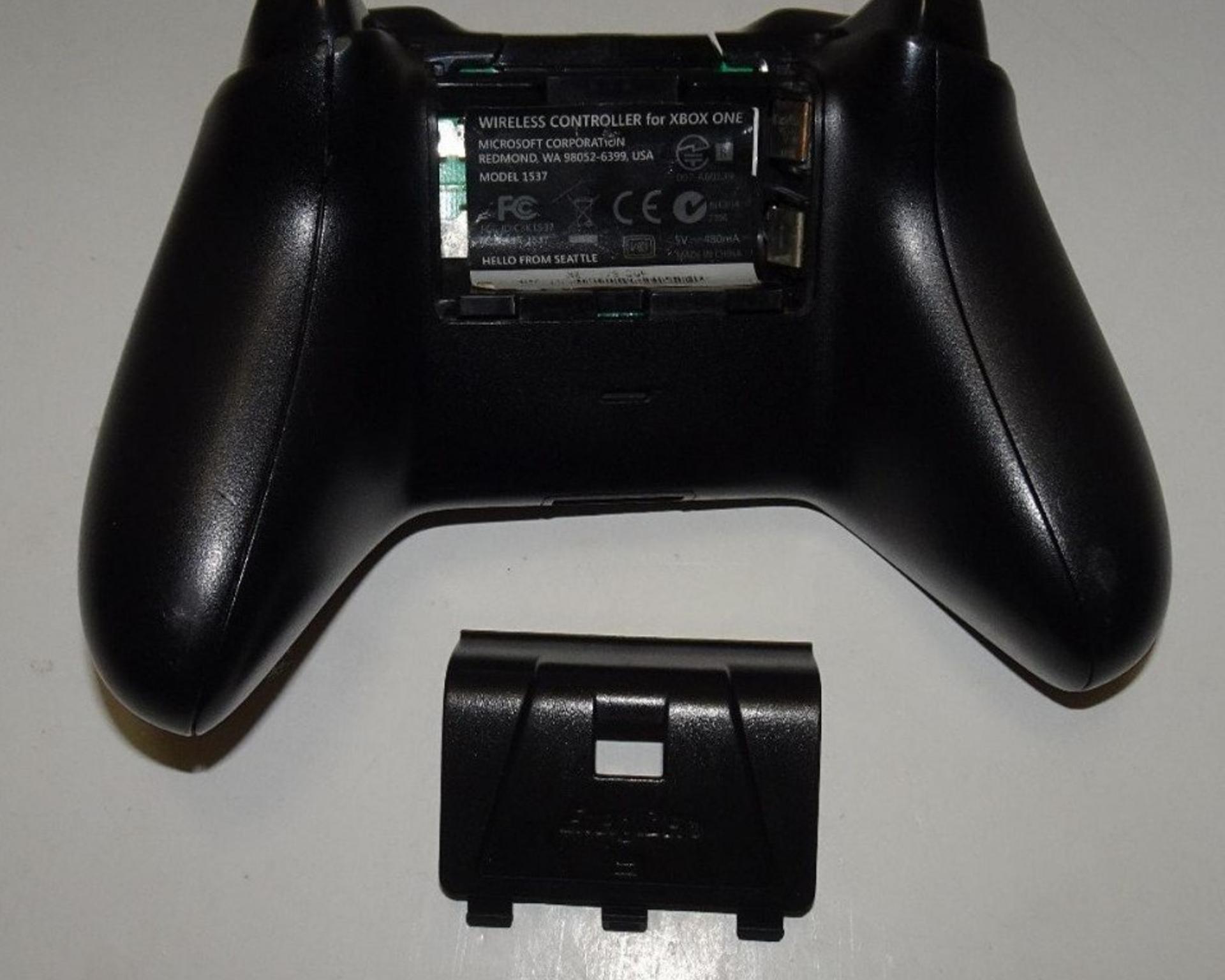 XBOX One Xbone Wireless Controller Needs work tested and partially functional