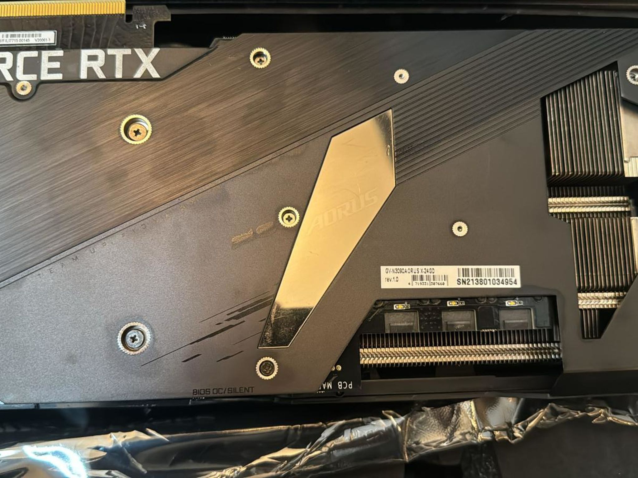 USED GIGABYTE AORUS GEFORCE RTX 3090 XTREME 24GB