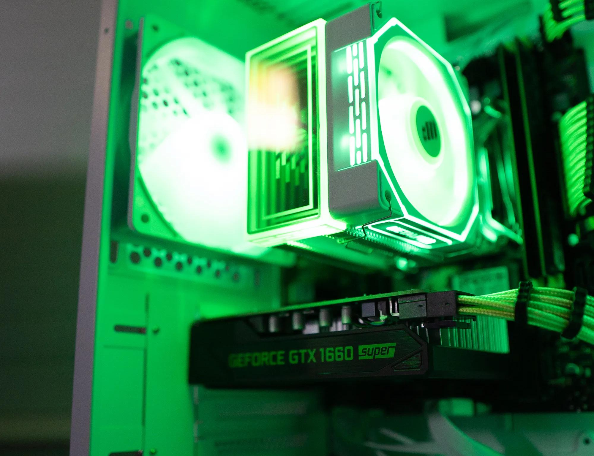 🍃🟢 | GTX 1660 SUPER | INTEL XEON E5-2630 V4 | 16GB DDR4 RAM | 256GB NVME + 2TB HDD | Mint Monster