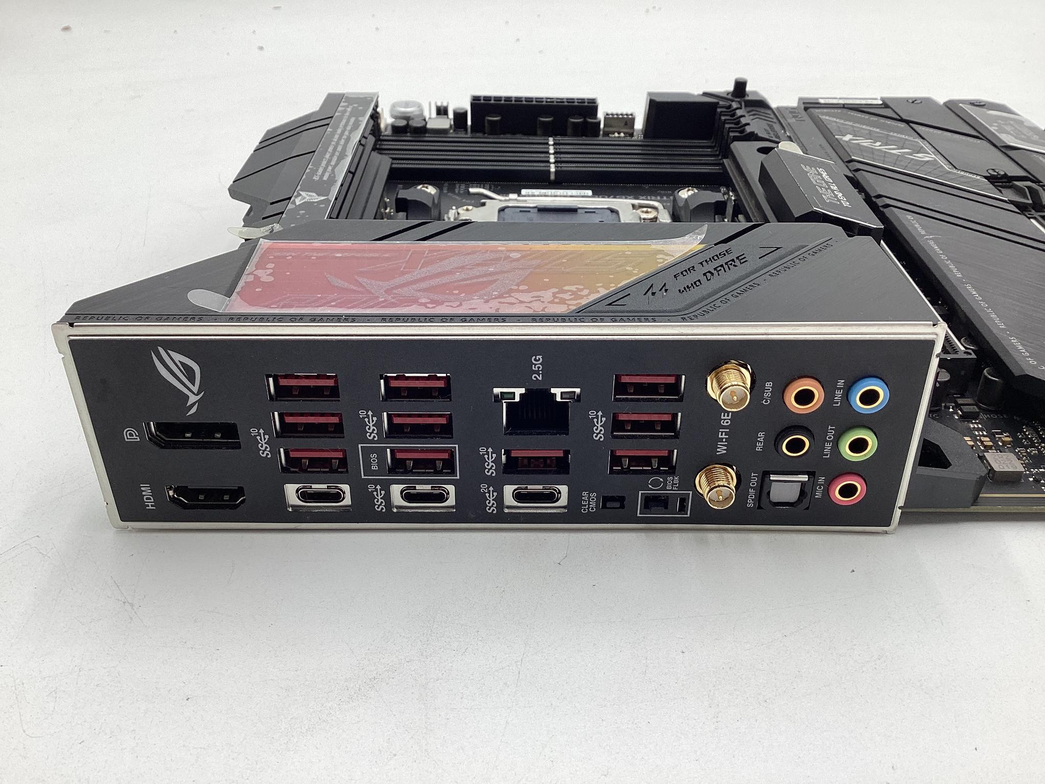 ASUS ROG Strix X670E-E Gaming Socket AM5(LGA 1718) Ryzen 7000 ATX Motherboard