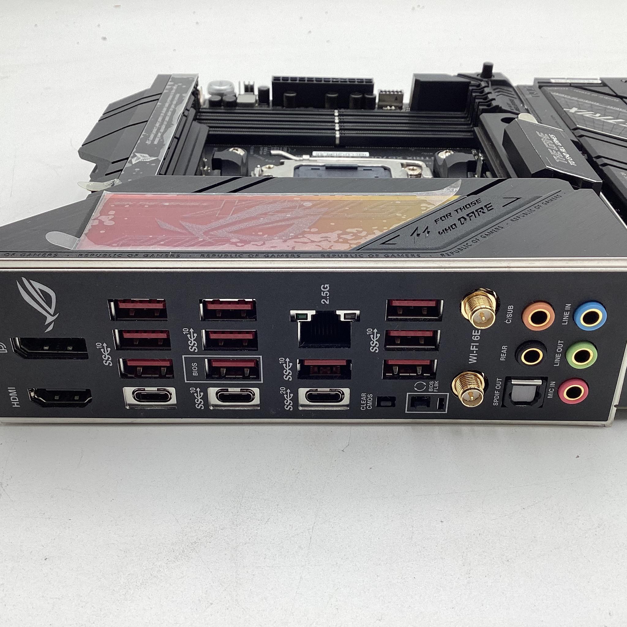 ASUS ROG Strix X670E-E Gaming Socket AM5(LGA 1718) Ryzen 7000 ATX Motherboard