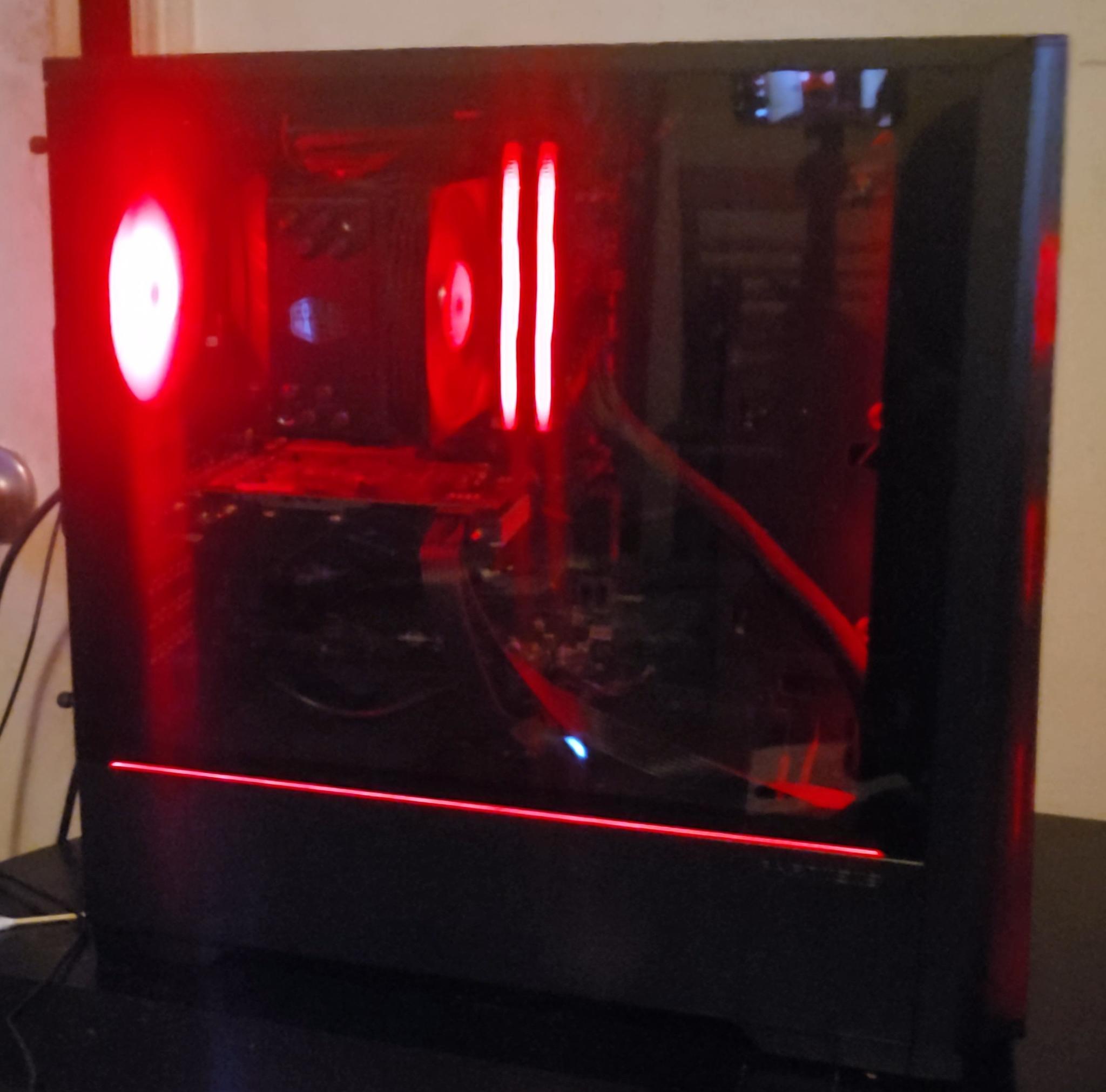 used like new AMD gaming PC