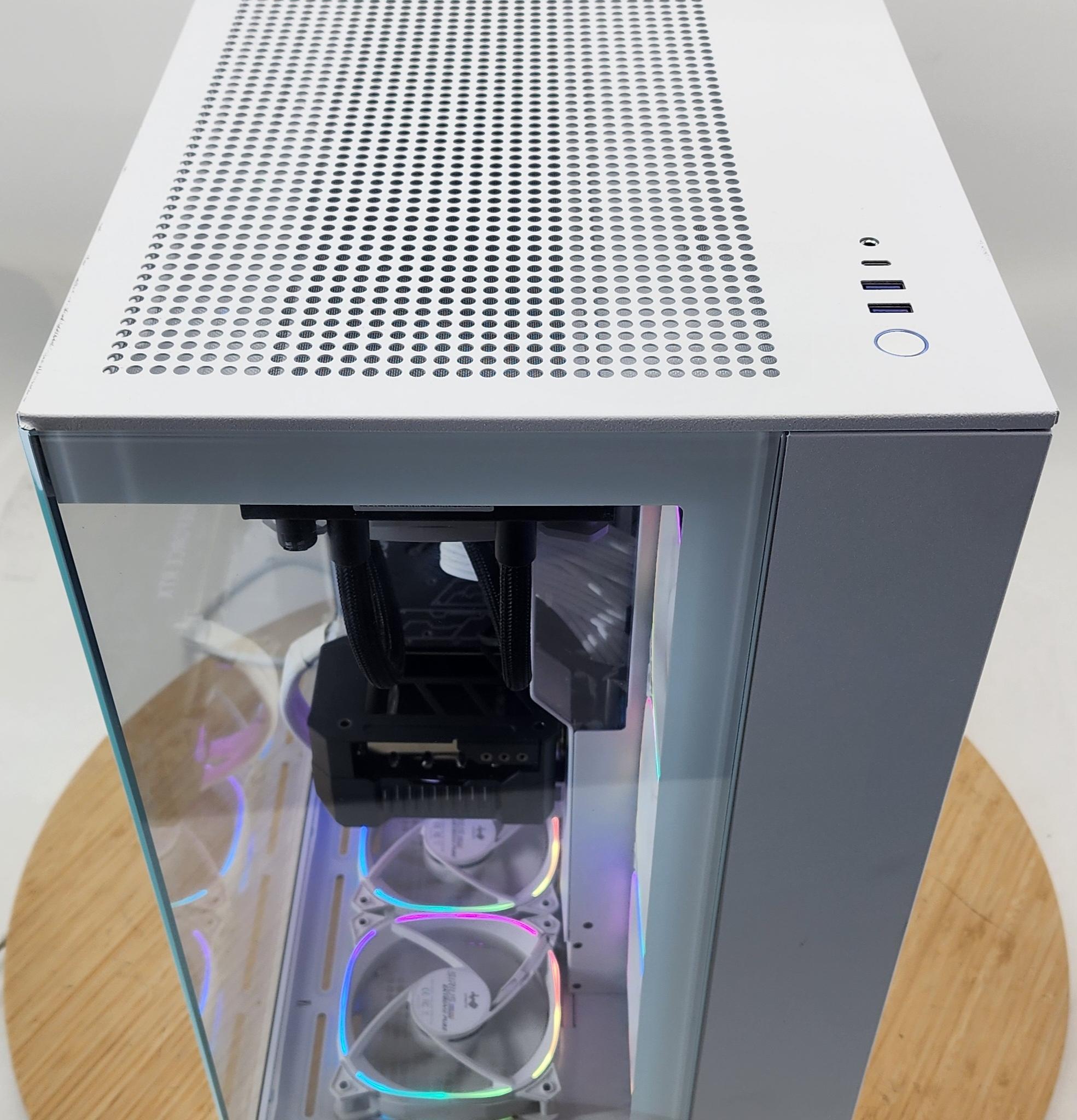 Gaming PC Ryzen 7 7800X3D 32GB RAM 1TB SSD RTX 4070 Ti 12GB Win11 PC
