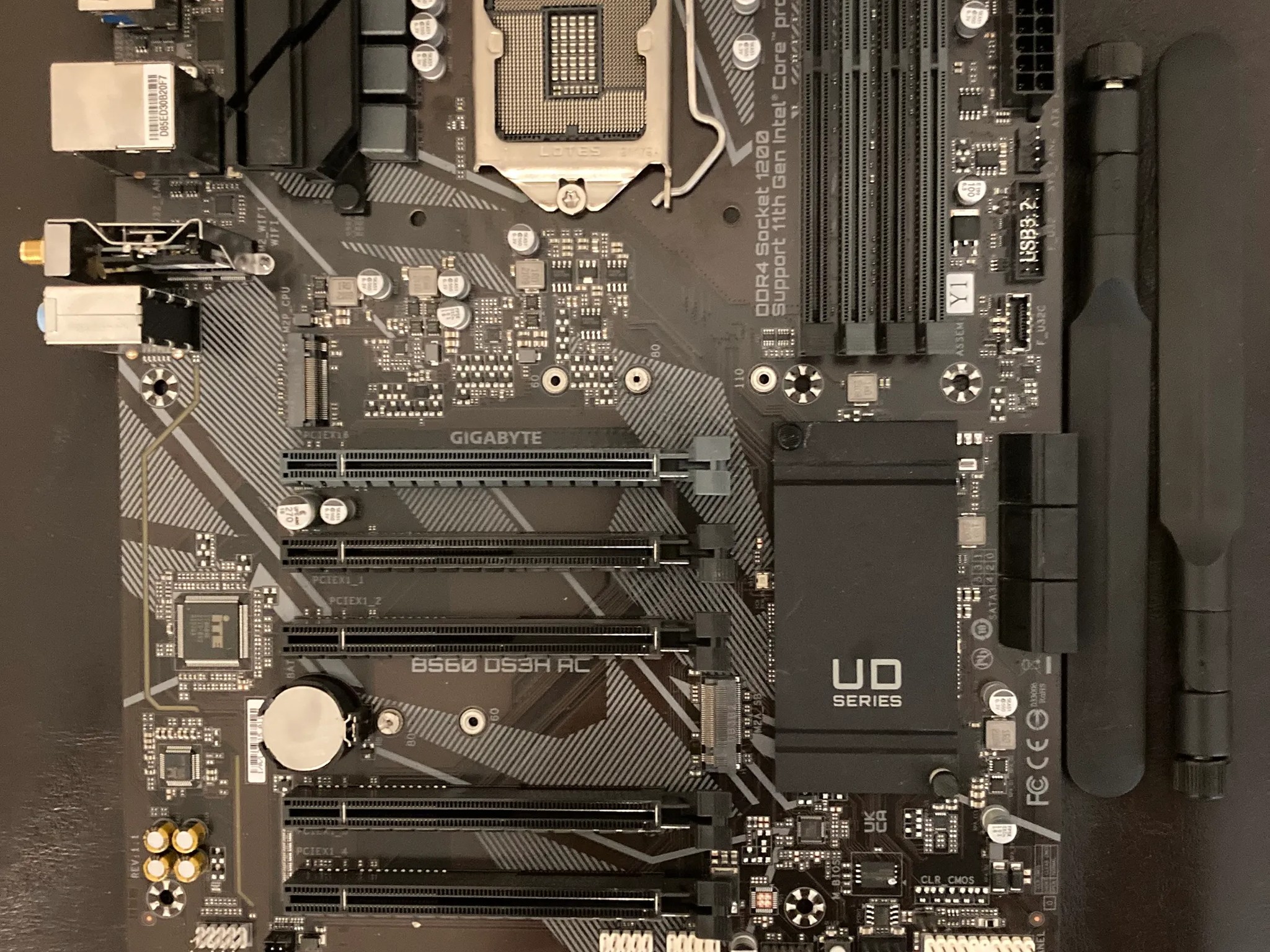 Gigabyte B560 DS3H AC ATX LGA1200 Motherboard