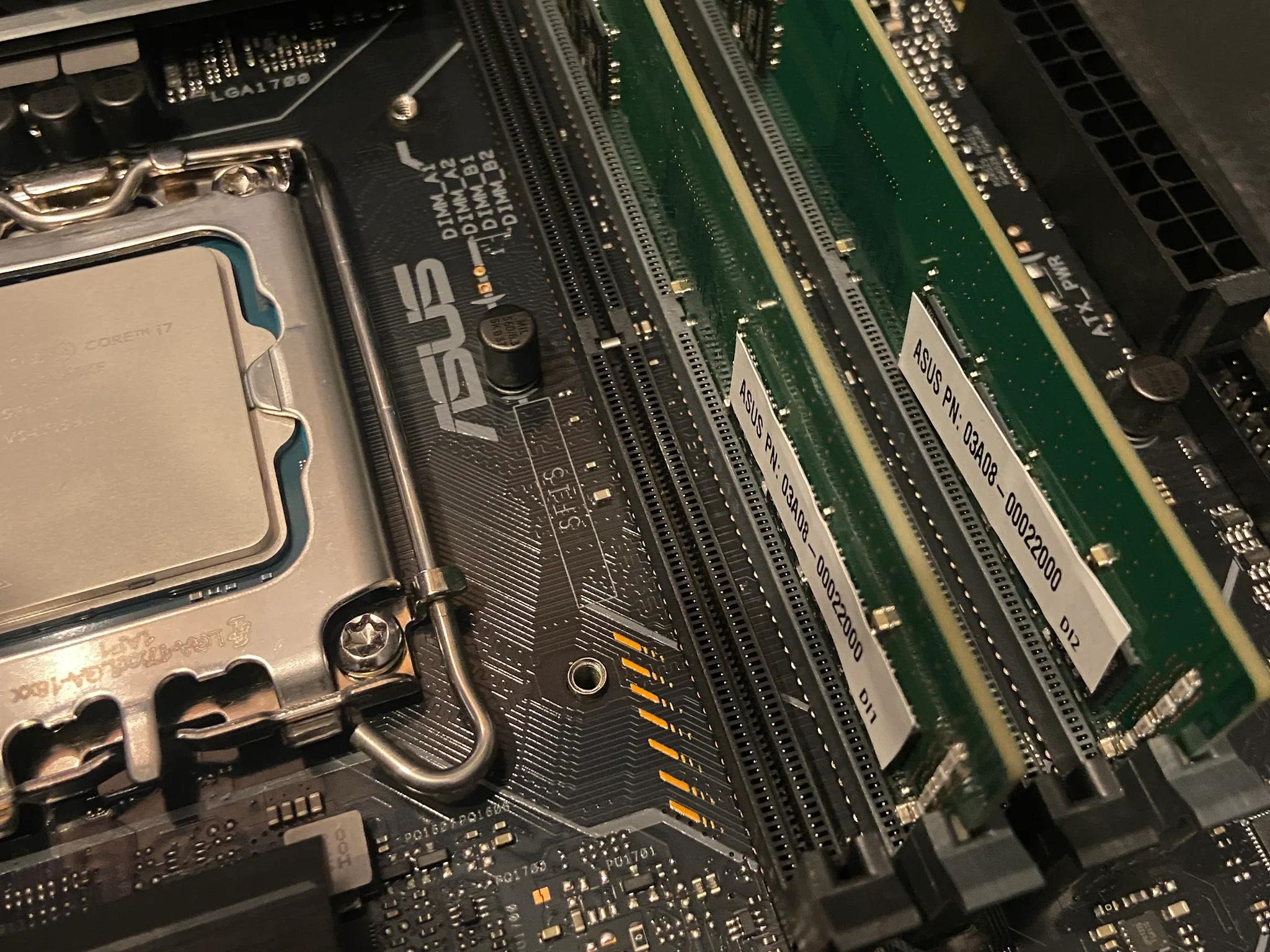 COMBO | i7 12700kf | ASUS TUF B660M-PLUS WiFi | 16GB 3200Mhz |