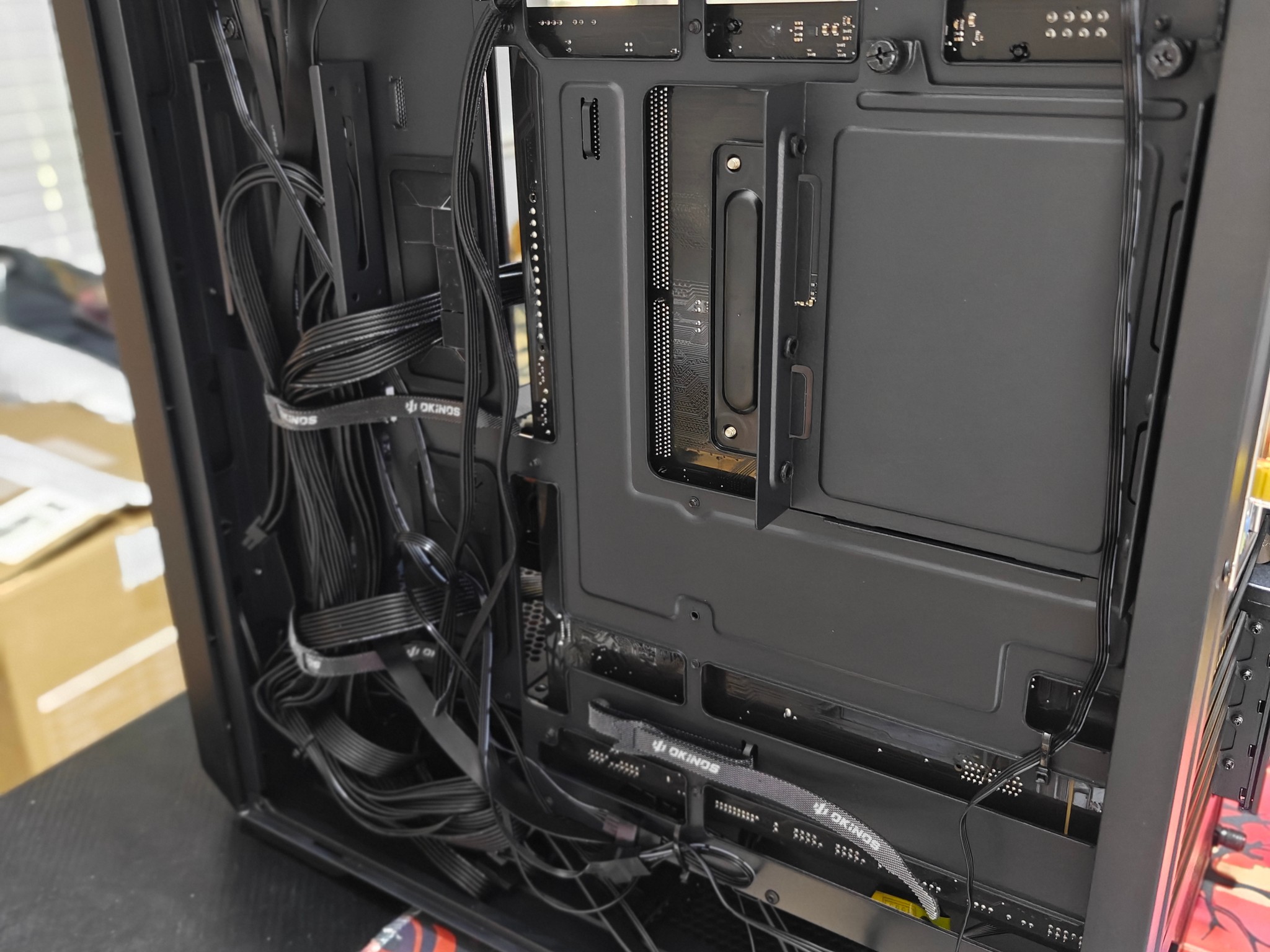BLACKED OUT SLEEPER BUILD|1080P/1440P OKINOS FULL ATX GAMING PC