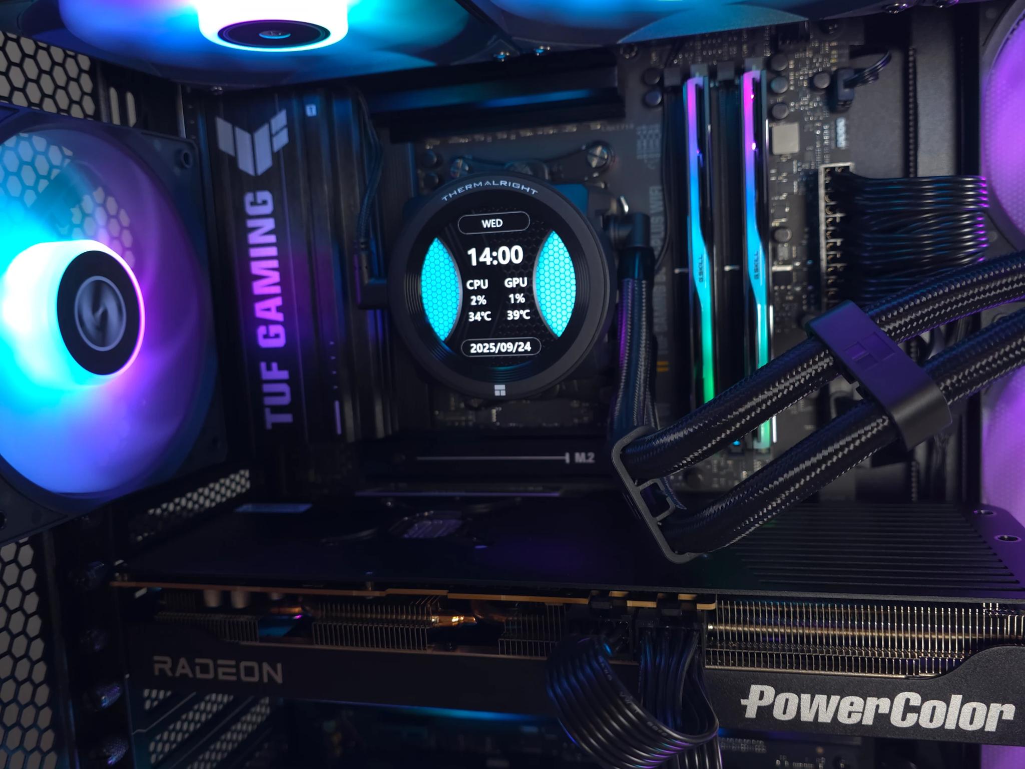 All AMD I All-Black 4K Gaming PC | Ryzen 7 9800X3D | RX 9070 XT 16 GB | 32GB | 2TB | 2 Year Warranty