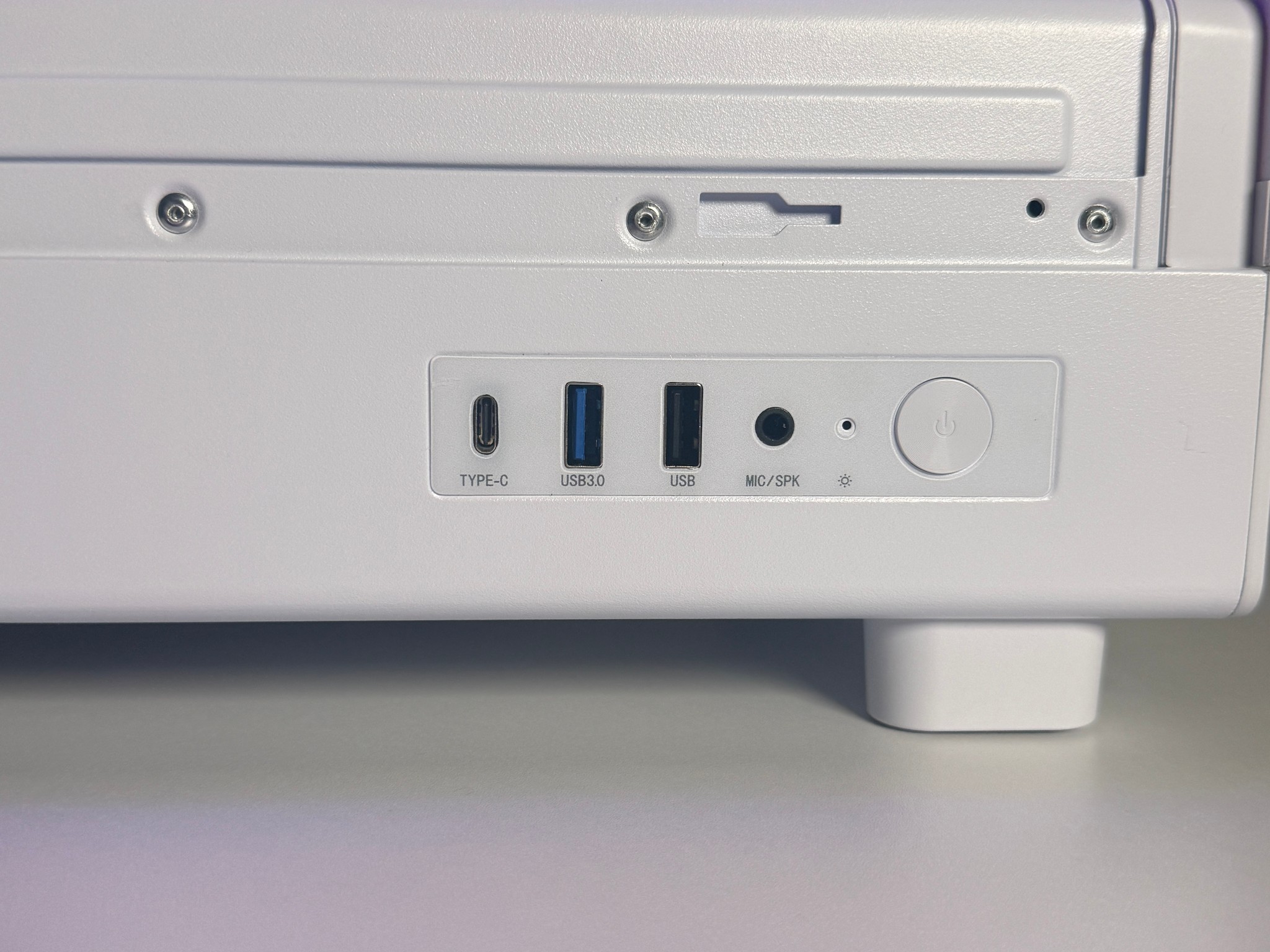 1440p High FPS White🔸RTX 5060 ti 16gb| 240mm Aio Water Cooler