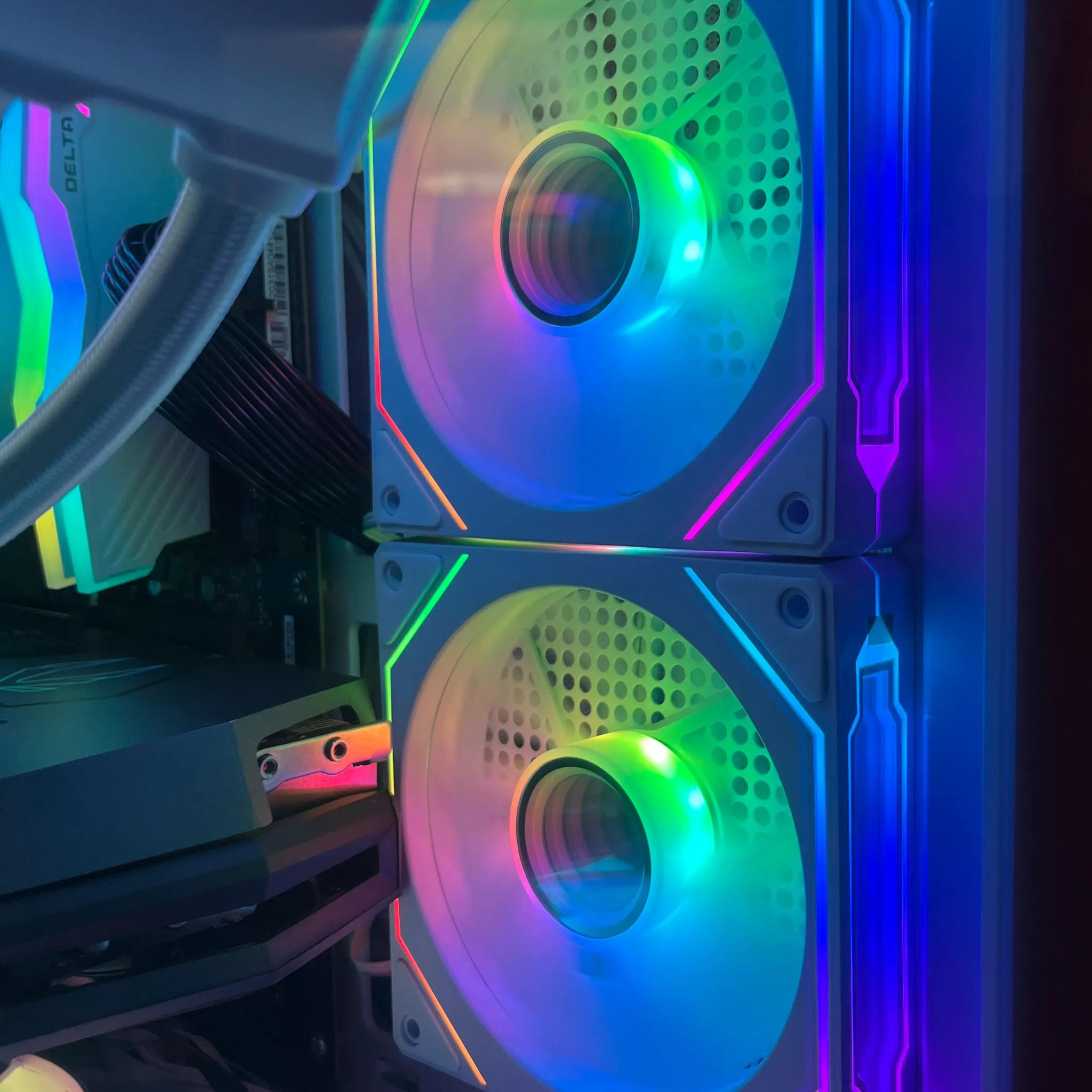 White Shadow 👻 | Ryzen 7 5700X RTX 3080 32GB DDR4 WiFi 1TB SSD