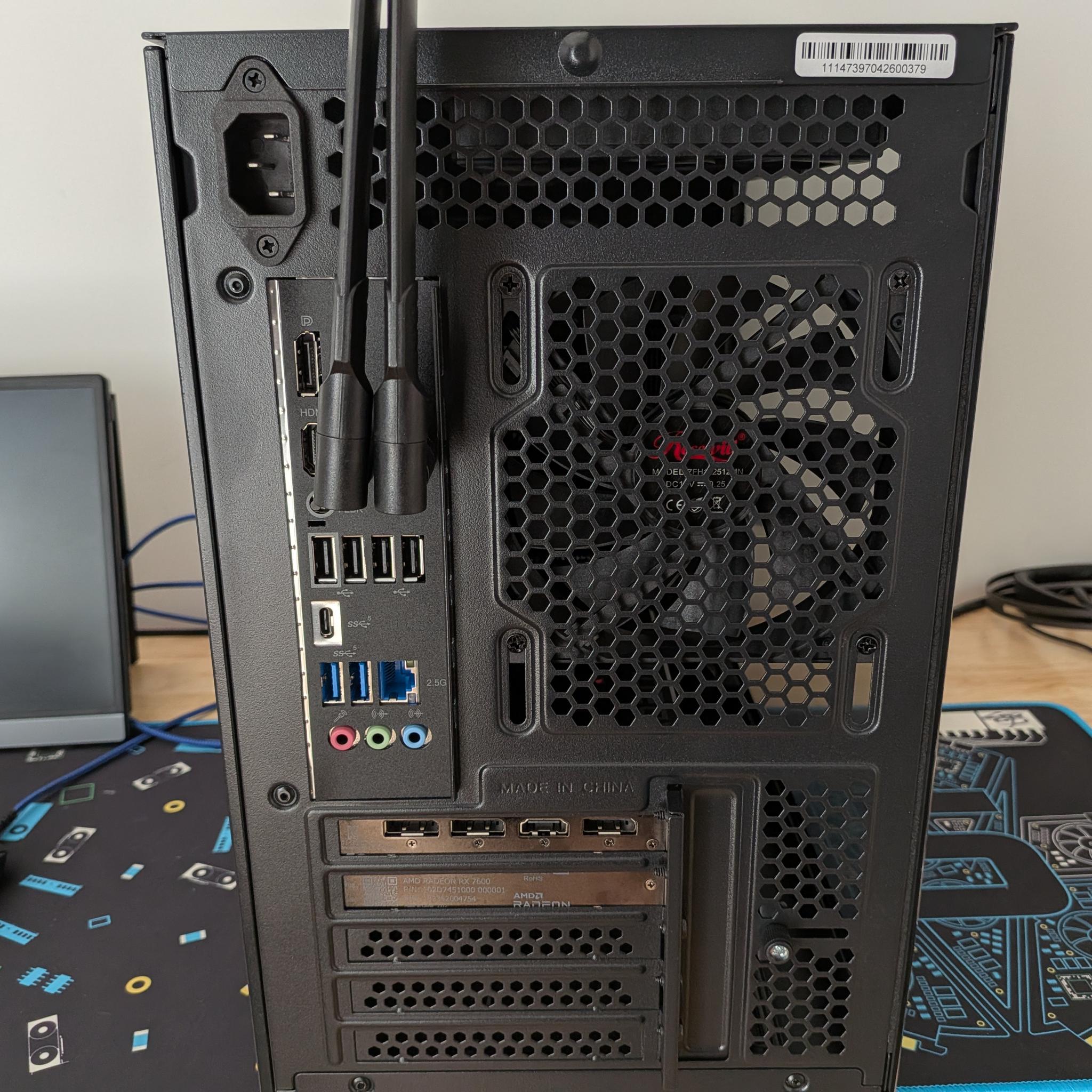 Blackout 7600 - Ryzen 5 7600, RX 7600, 32GB RAM, 1TB NVMe SSD, SteamOS