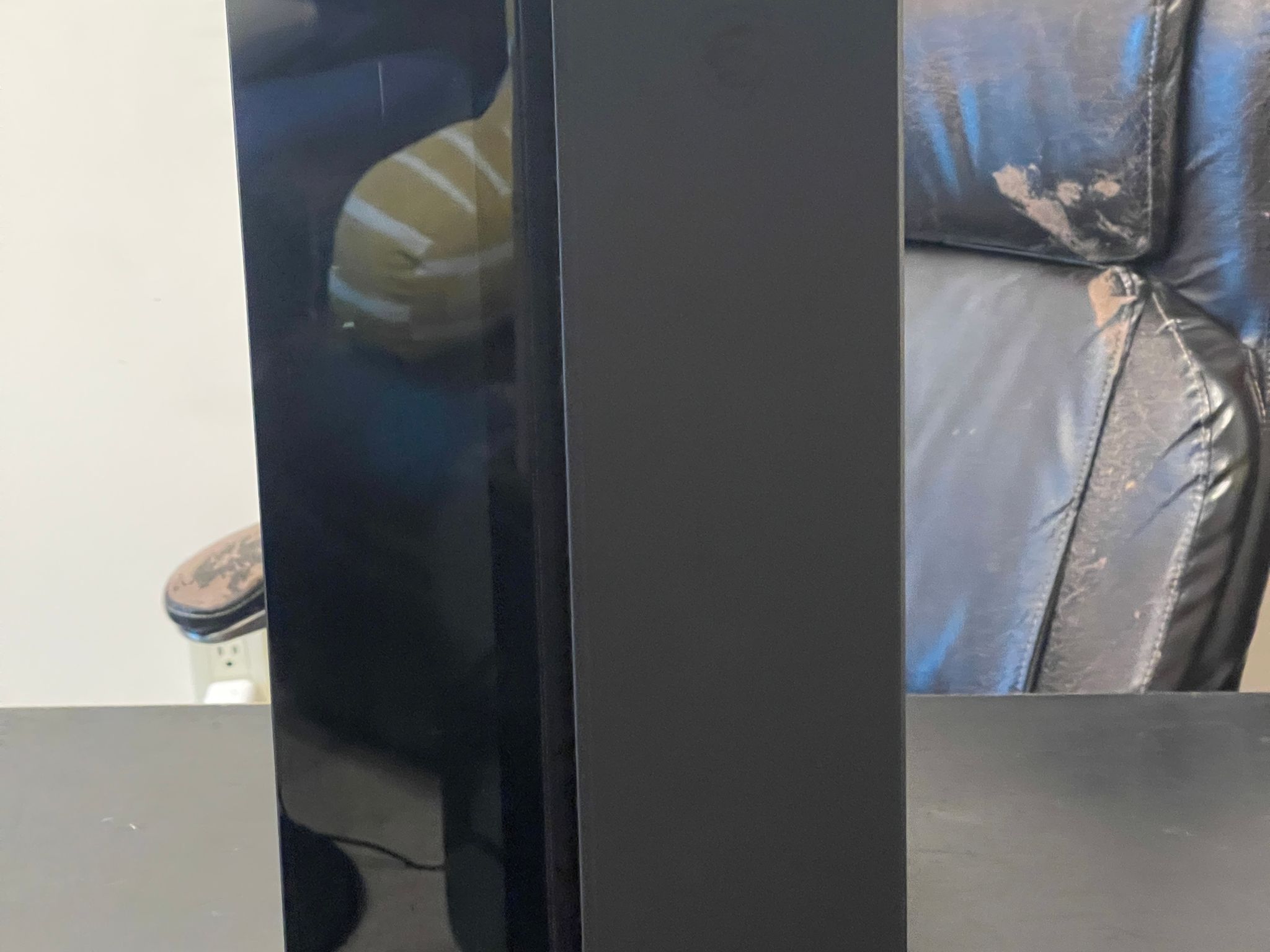 MSI Aegis RS Gaming Desktop - 10th Gen Intel Core i9-10900K - GeForce RTX 3080